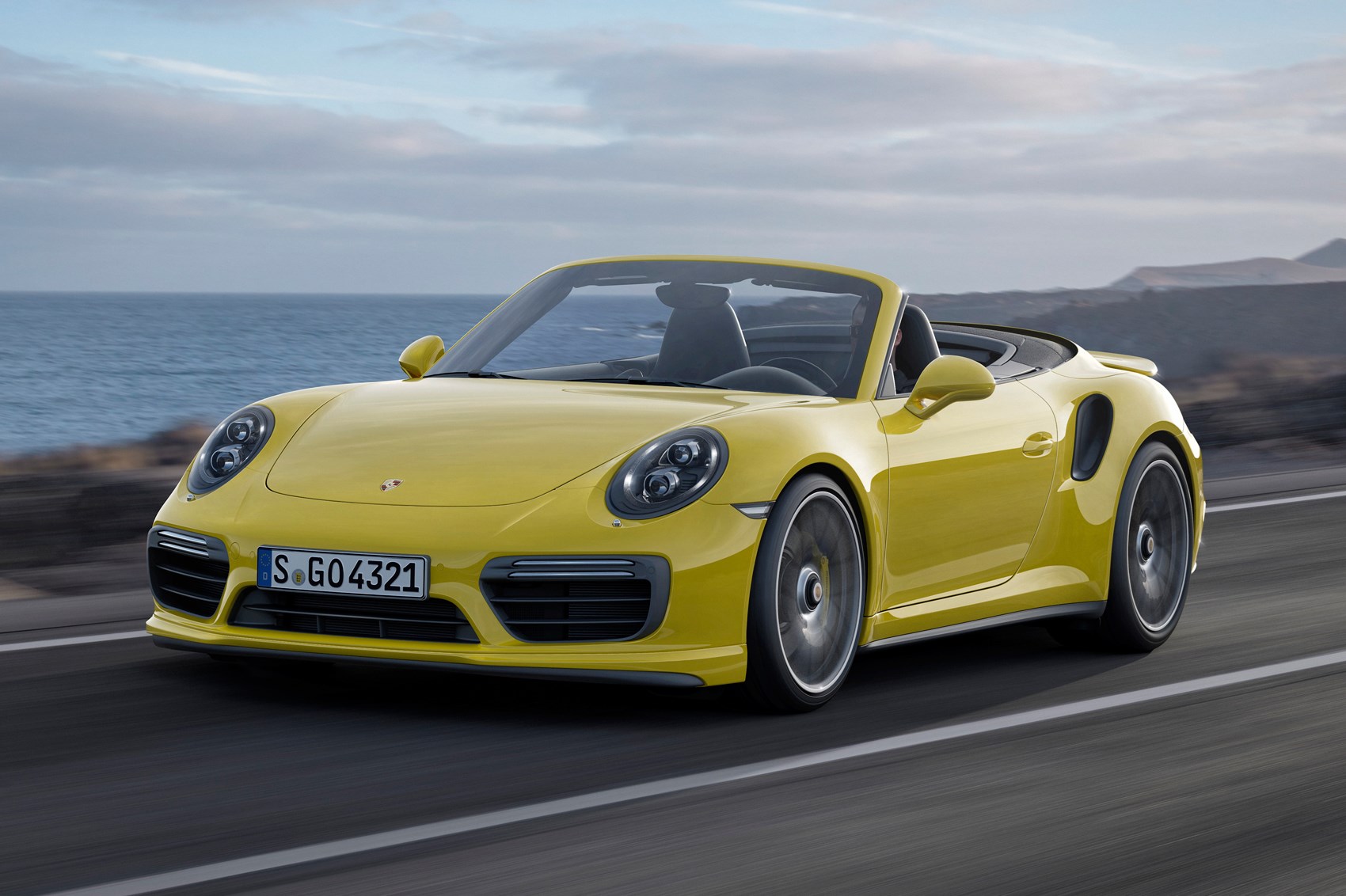 2016 porsche 911conv.jpg