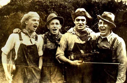  Charlie Bowman and "The Hillbillies"