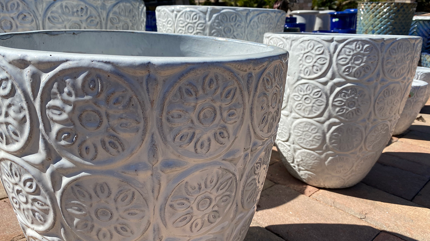 garden-center-pottery-4.png