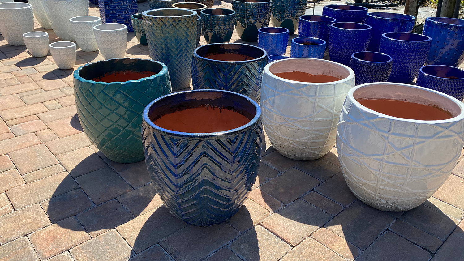 garden-center-pottery-3.png