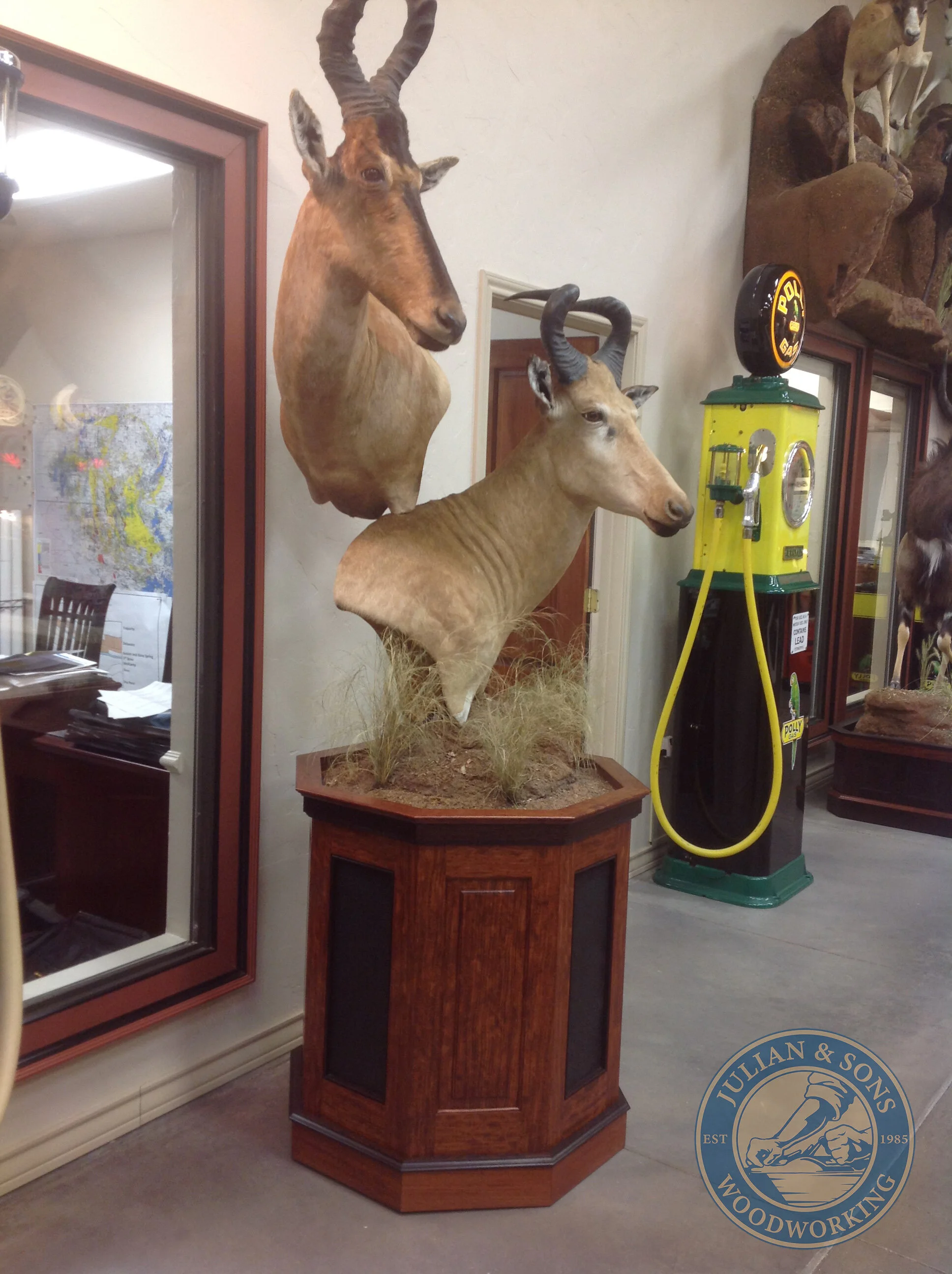 Pedestals-Woodworking-Julianandsons-Heber Springs-Arkansas (12).jpg