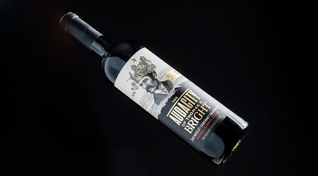 In 1874, Thomas G. Bright dared to dream that a Niagara Falls winery could flourish and grow. Arterra Wines honours its pioneer with this full-bodied merlot/ cabernet blend. It shows aromas and flavours of red fruits, tobacco and dark chocolate with 
