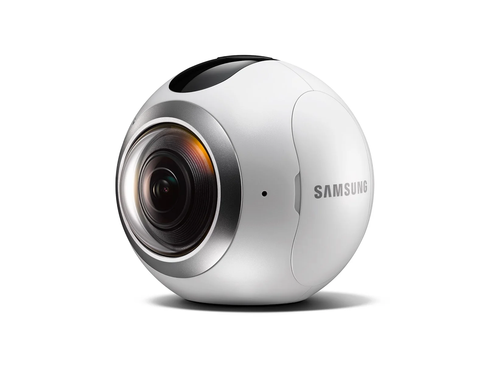 Gear 360_glamshot.jpg