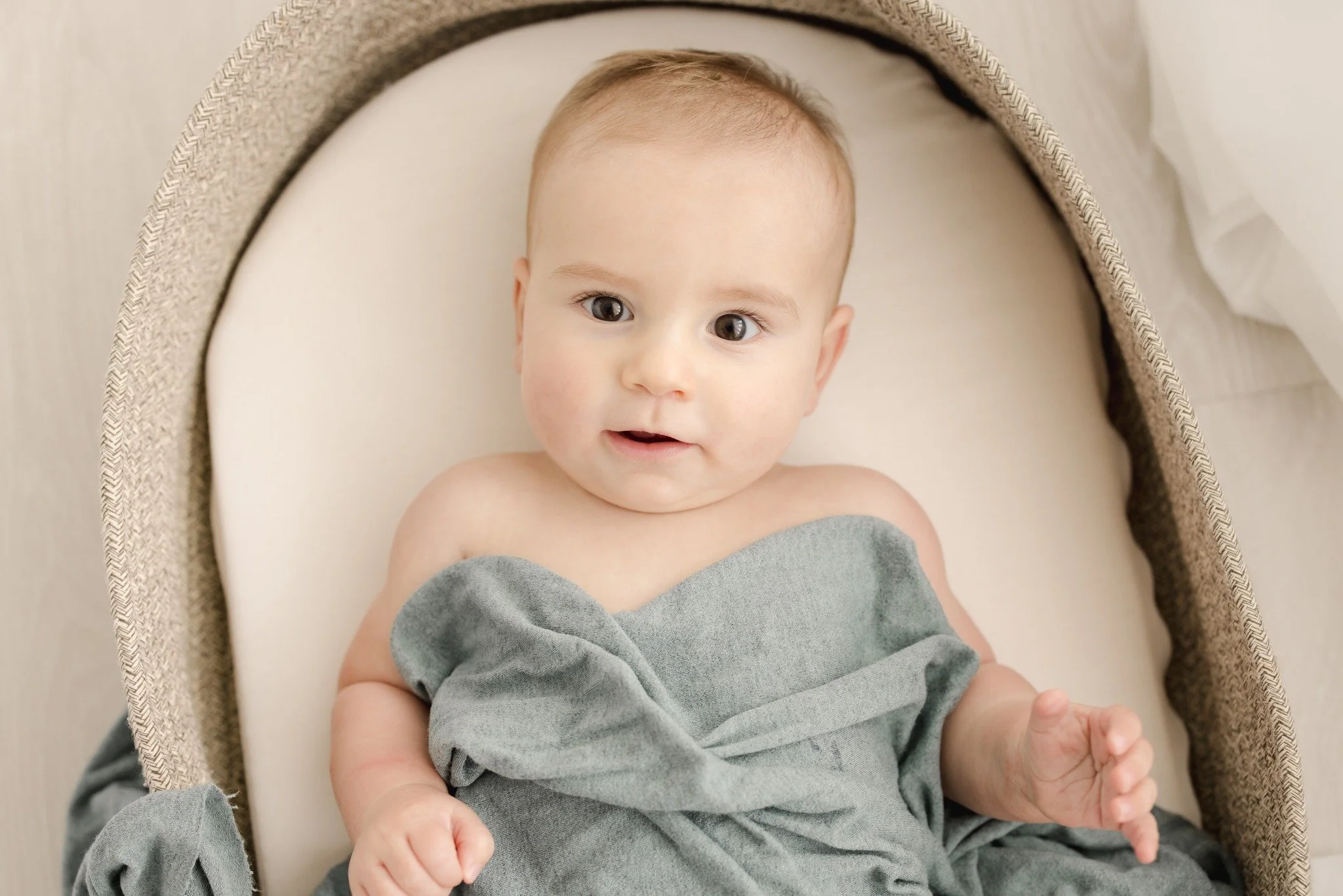 Oh how i love a sweet and simple milestone session!! Look at those gorgeous eyes!