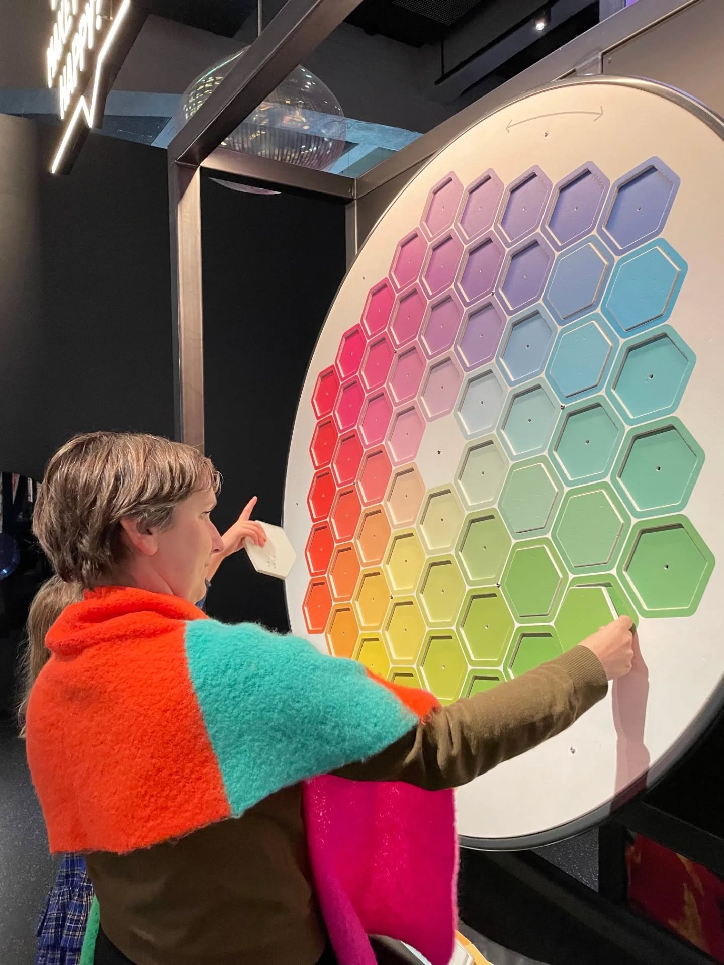 A little photo dump of things I love lately ✨ The simple moments, cozy corners, and small joys that make life (and work!) feel a little lighter. 

1. Colour puzzle at the we the curious museum in Bristol
2. Installing bike racks in a garage to give m