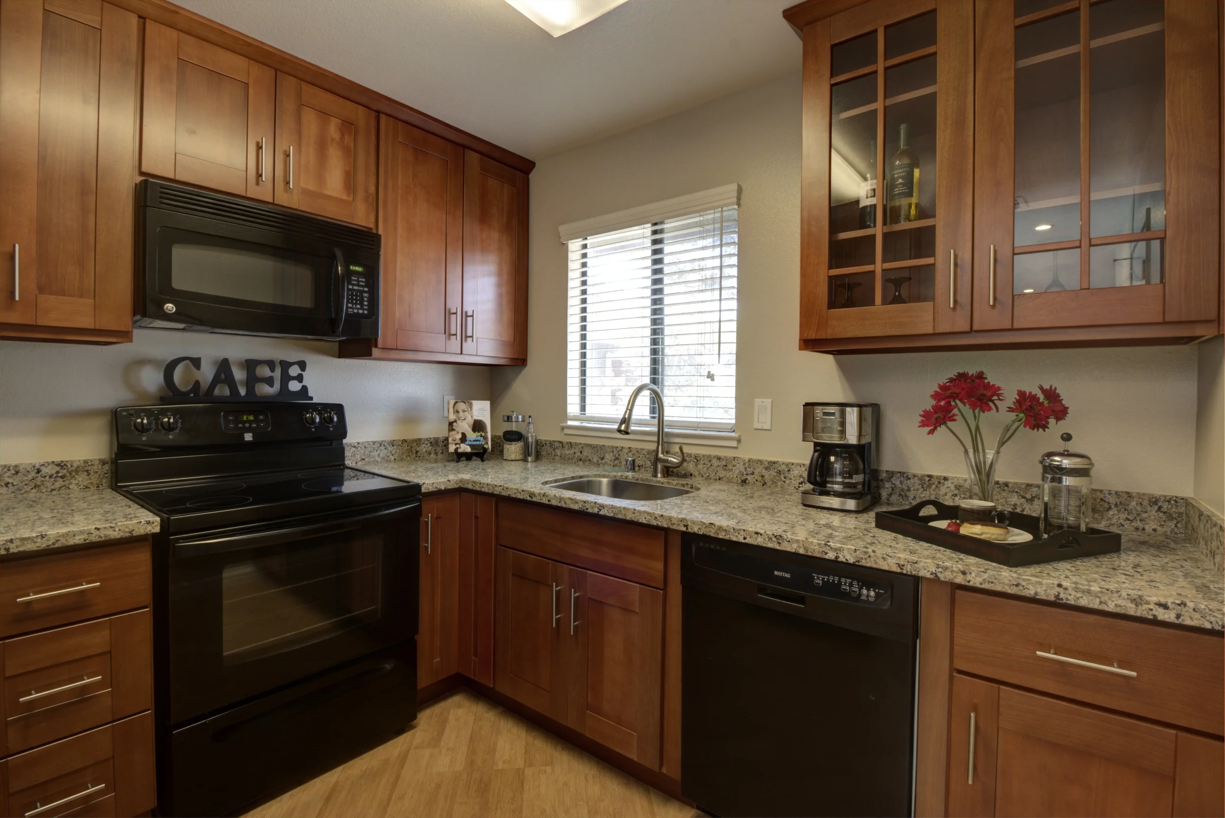 Rancho Kitchen3.jpg
