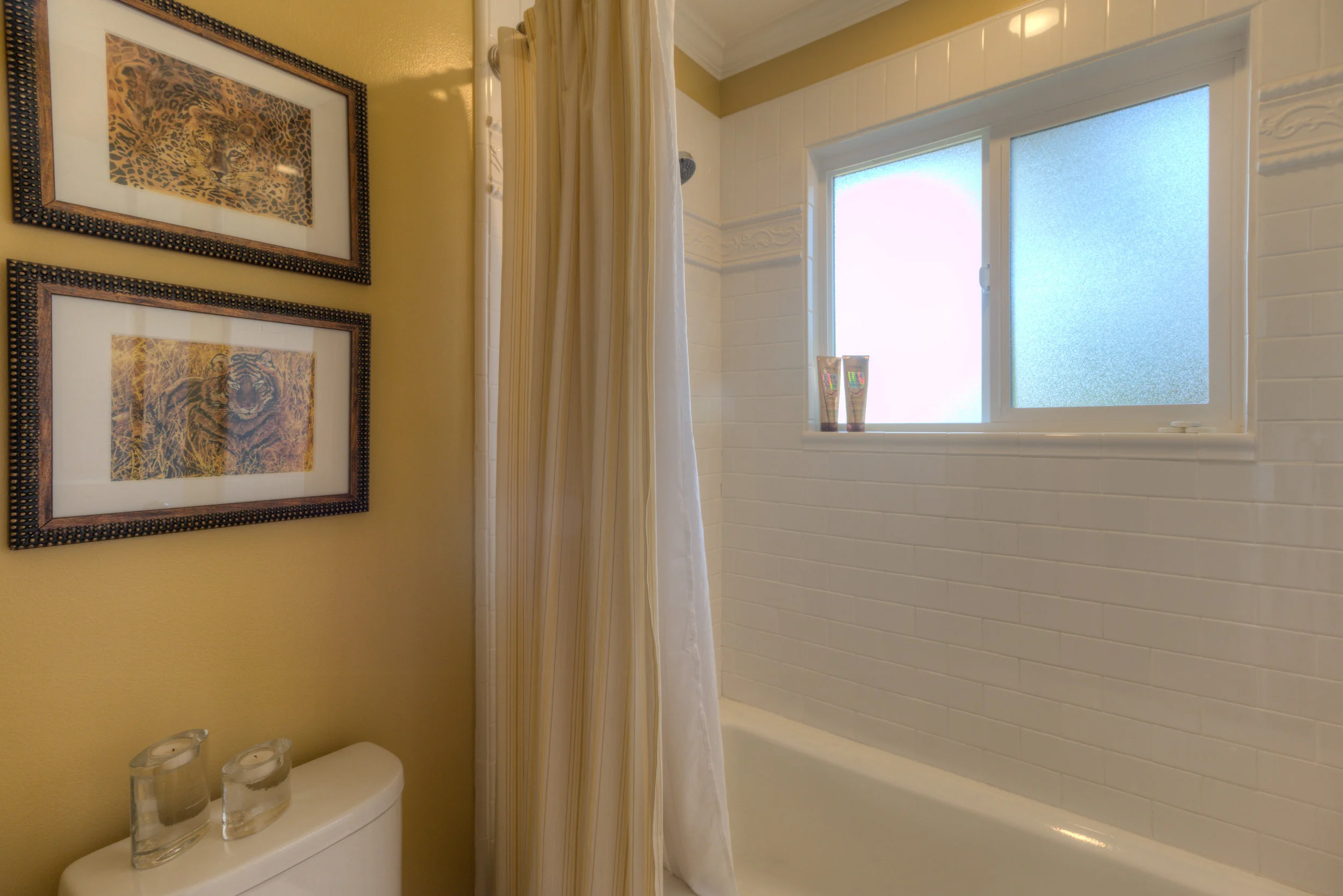 Malibu Hall Bath1.jpg