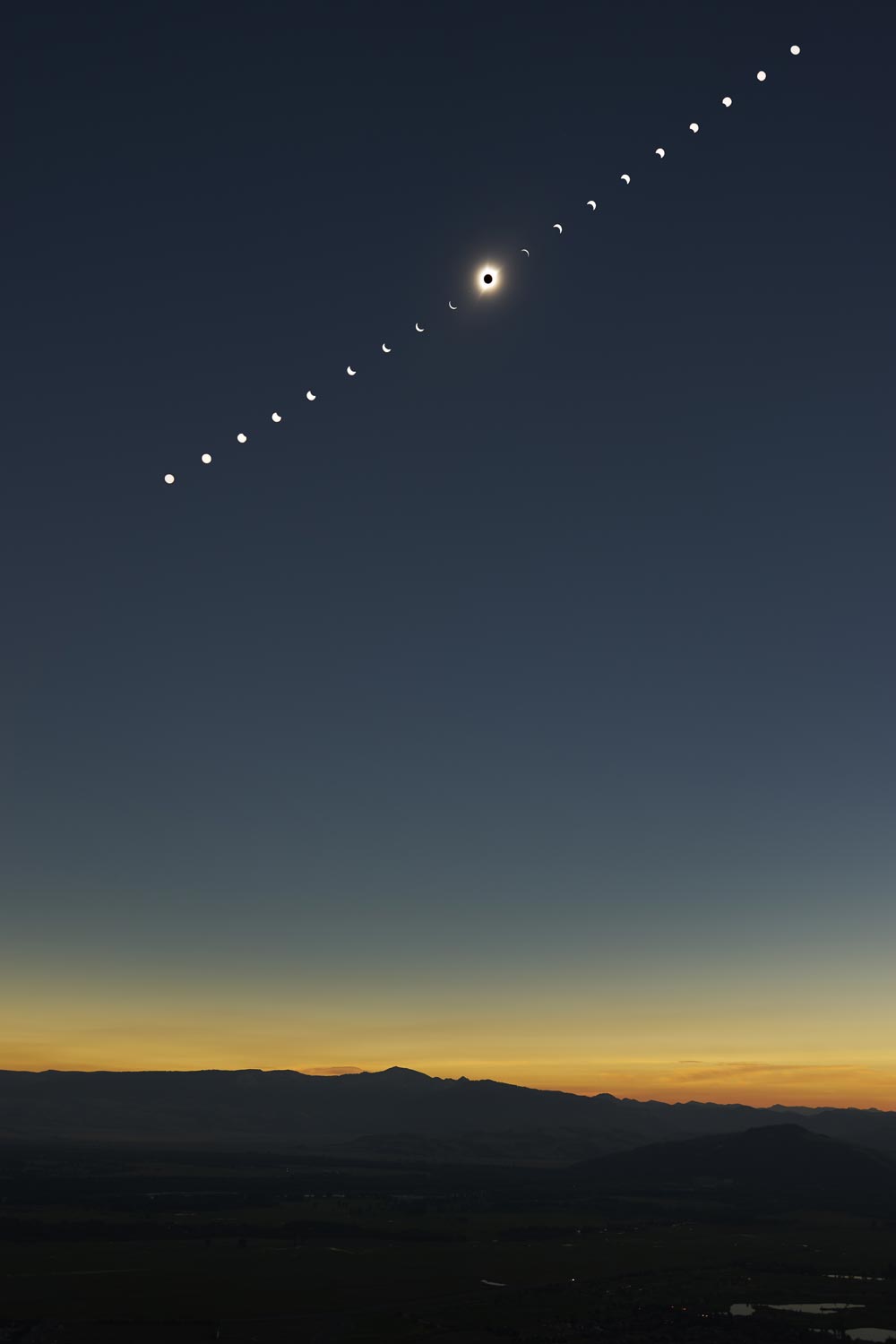 170821-Solar-Eclipse-Wide-FINAL.jpg