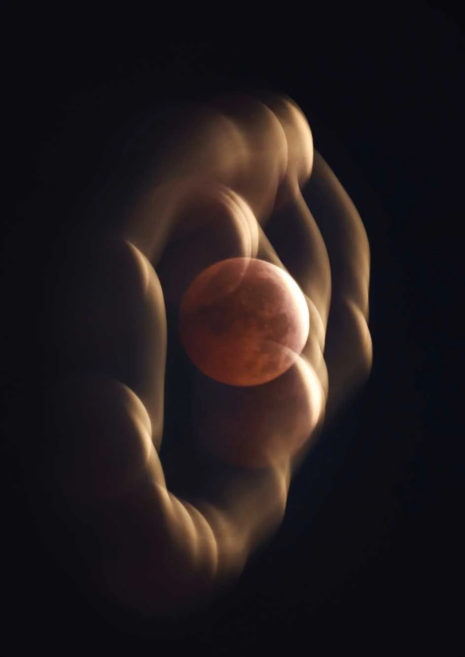260828_LunarEclipse_0047ASize.jpg