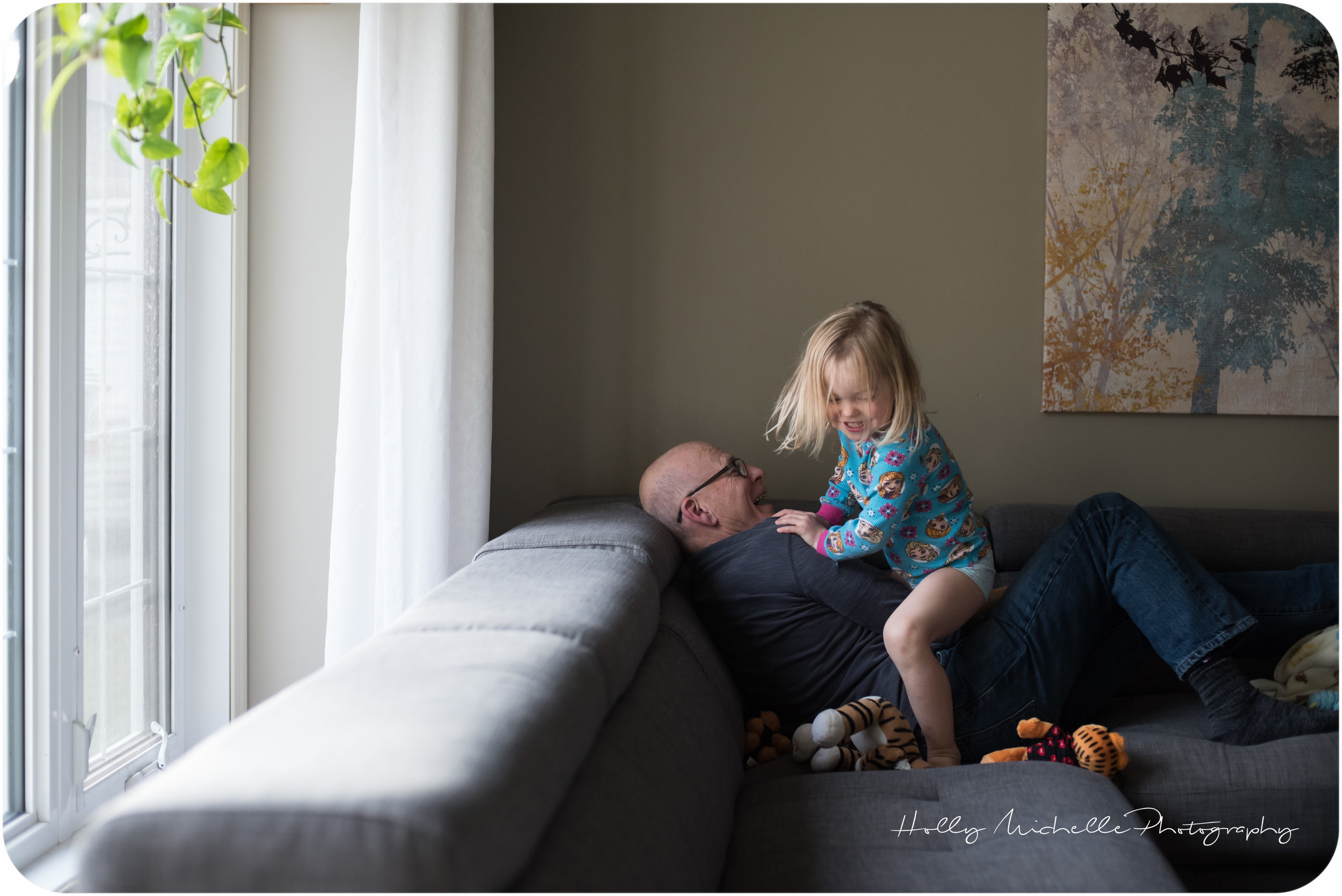 {day 17/366} Reinforcements have arrived. Now that he's here, there's not a single other person who exists.