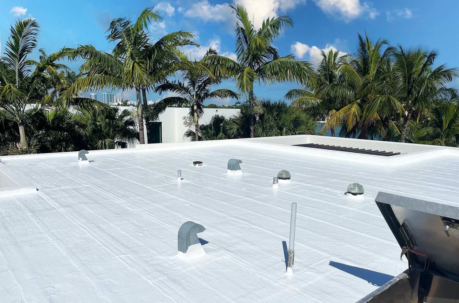 SilFlex Polyurethane Flat Roof Coating — Acrylux Paint
