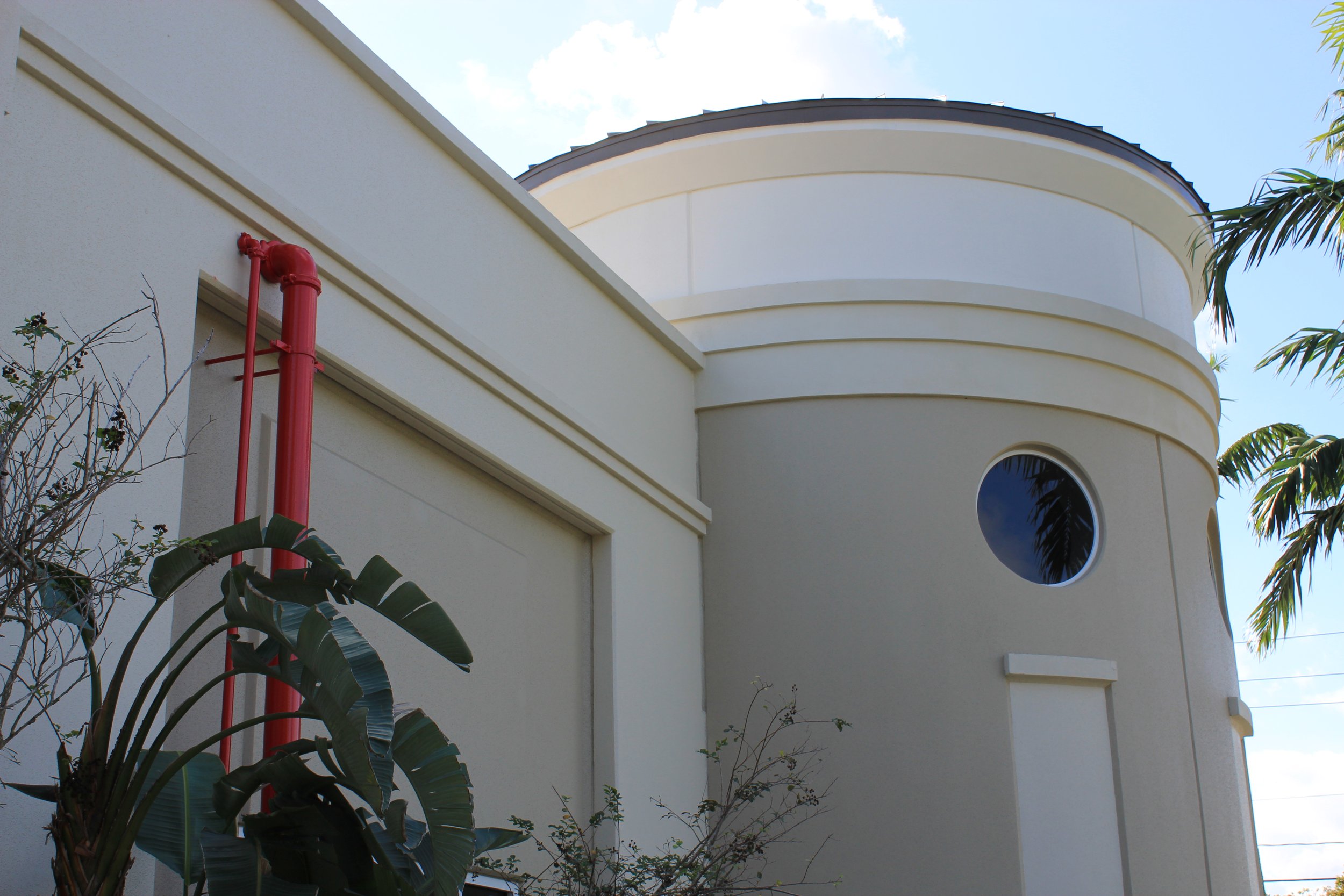 A Real World Exterior Test: Acrylux vs. Sherwin Williams