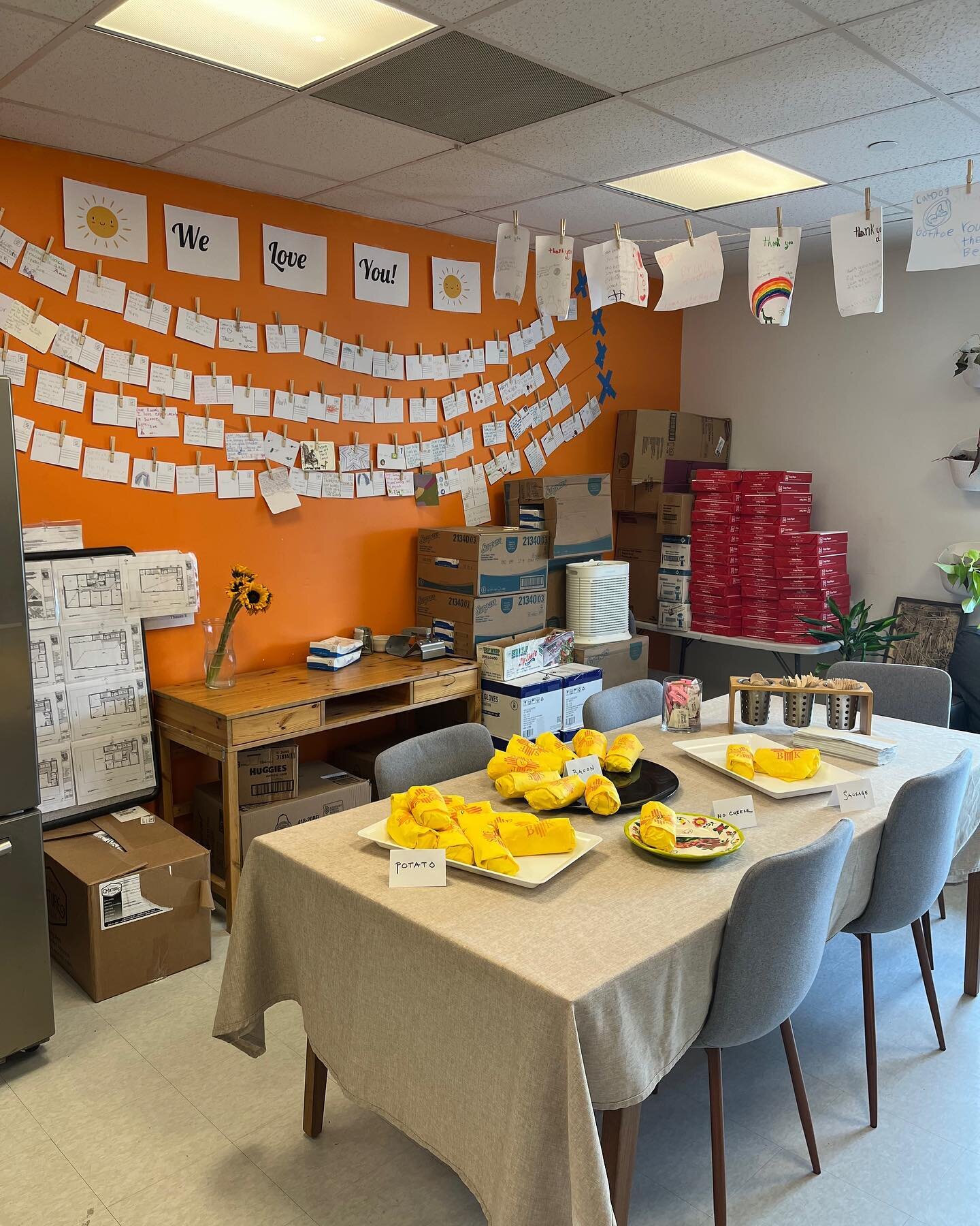 We love our teachers!  As a small token of our thanks the PA hosted breakfast burritos from @santafebk and coffee from @palomacoffeebakery to mark teacher appreciation week at the K-8 campus.