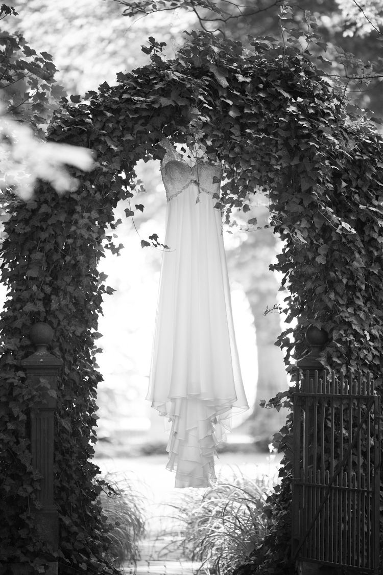 Mary Tinnon & Clint Fryberger - Historic Potter Farm - Wedding P