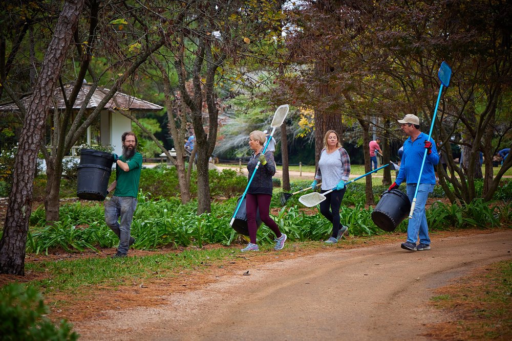 2023-12-02 Hermann Park - Japanese Garden Cleanup Volunteers - 0292.jpg