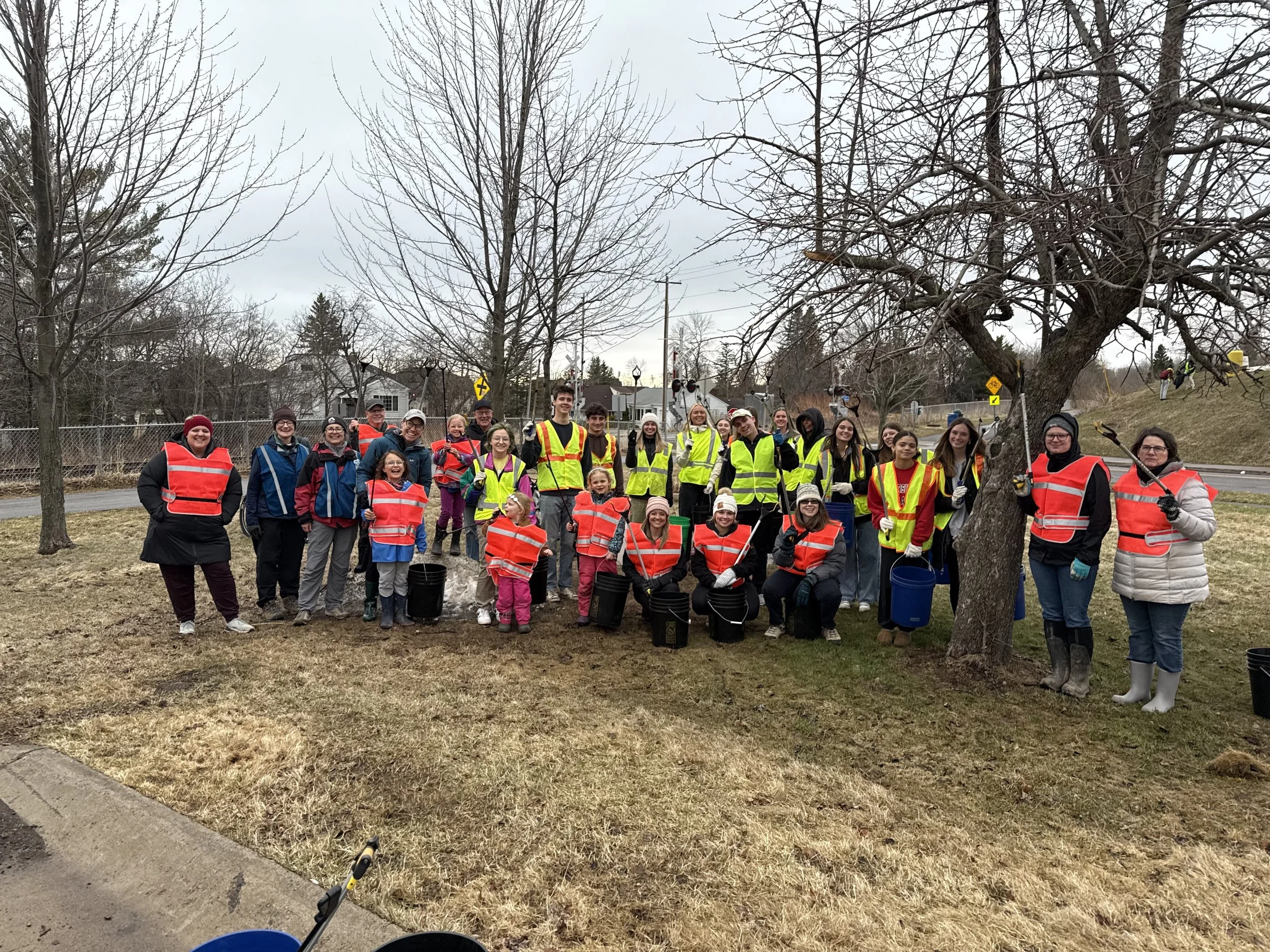 Duluth East Key Club Lakewalk Cleanup2.jpeg