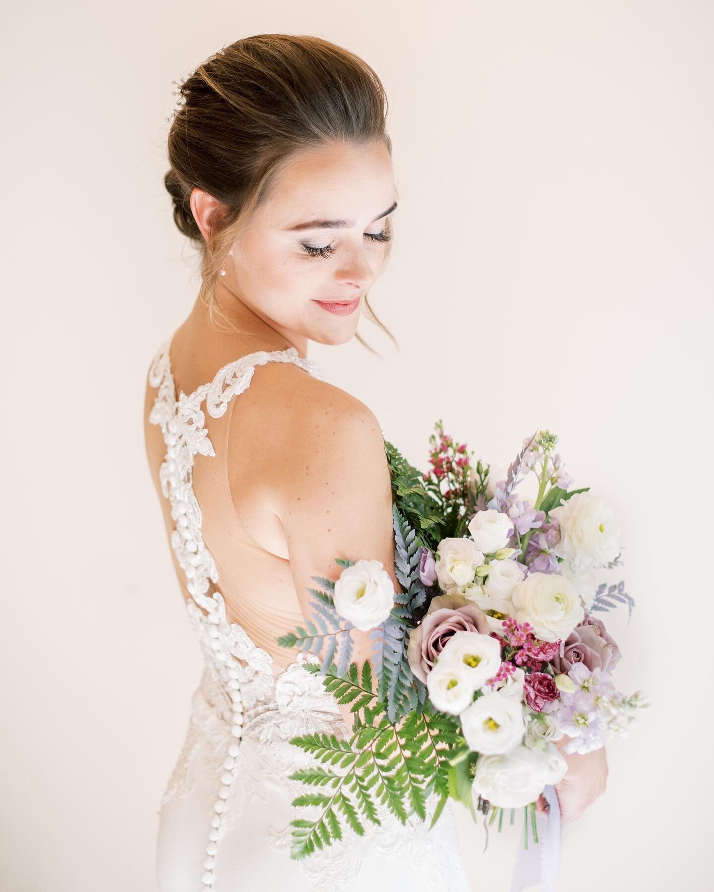 Radiating beauty from the inside out. 💜

photography: @courtneydueppengiesser
planner: @midwesternbride
floral: @1209creative
h&amp;m: @triciaclarkebridal
videography: @thornecine
venue: @cooperagemke
dress: @martinalianabridal | @whitedressbridalbo
