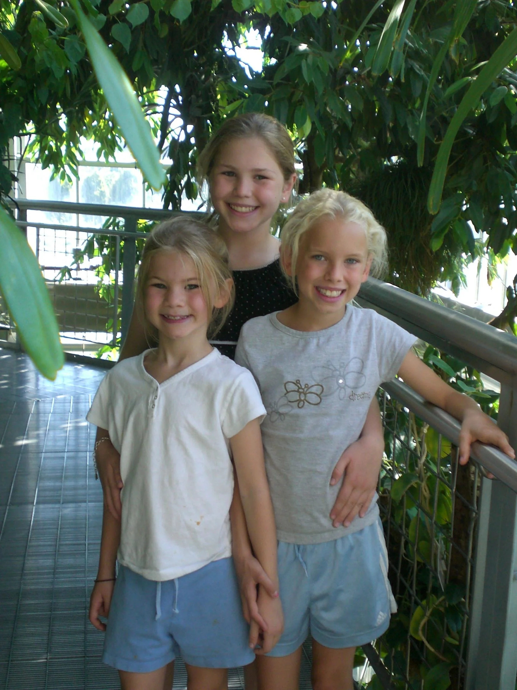 Posing with her sisters