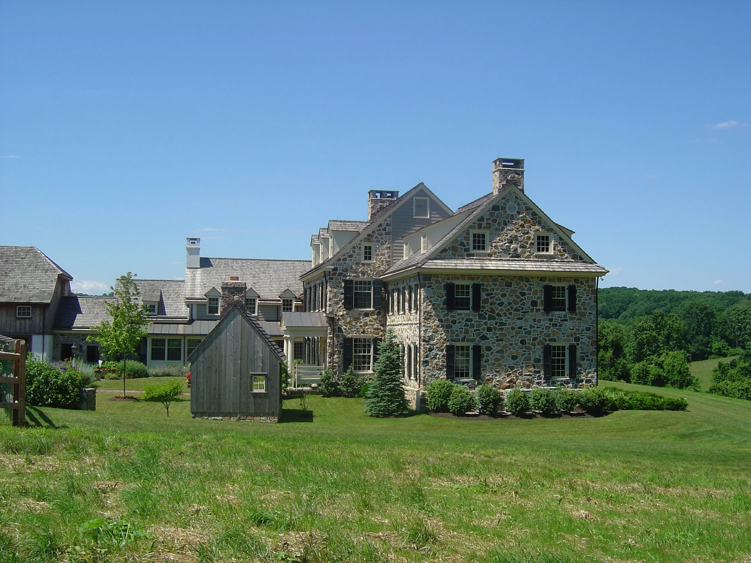 Fieldstone+home+(+Mullen_).jpg