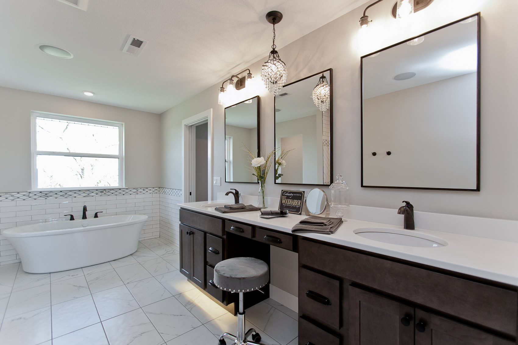 5125 SVC Master Bath.jpg