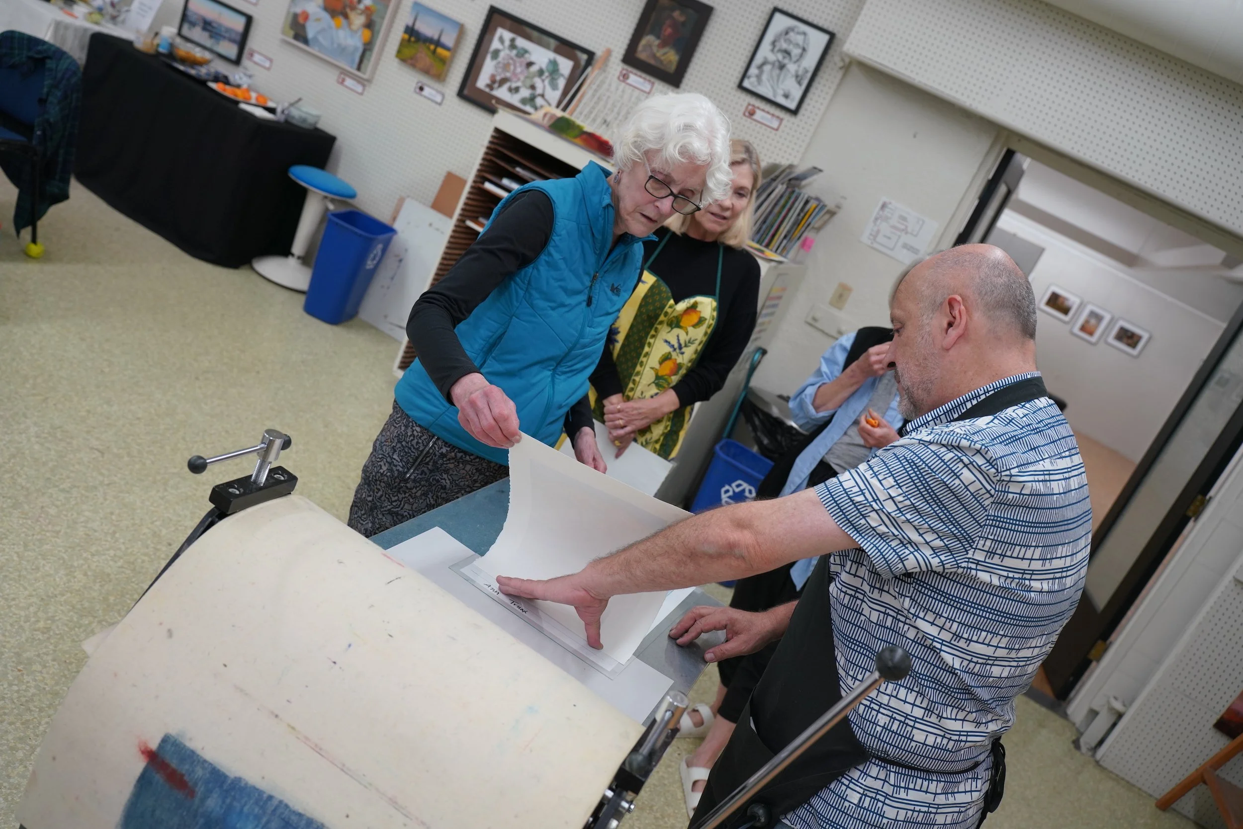 COPY FOR WEB - 2024-04-14 13.29.39 - Hugo Anaya’s Monoprint Workshop, Oregon School of Arts, Portland, Oregon, USA - DSC07486.JPG