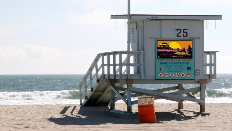 LIFEGUARD TOWER MEDIA PLACEMENT