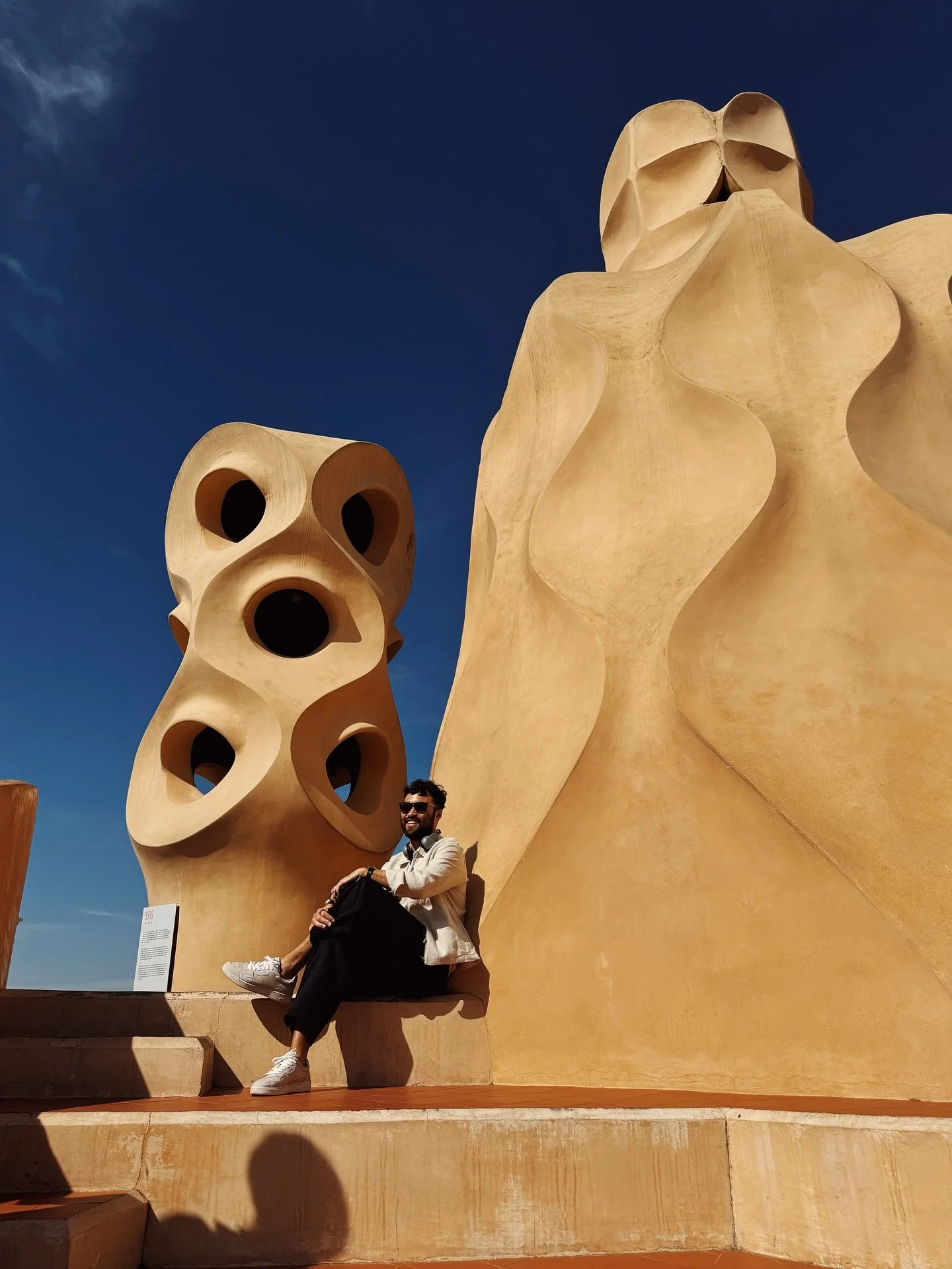 Reminder to myself that we need to do a photography crash course for @mannyott before every trip 😩 &hellip;or maybe he&rsquo;s just the better model 🥲 Until then, please enjoy these photos of him!