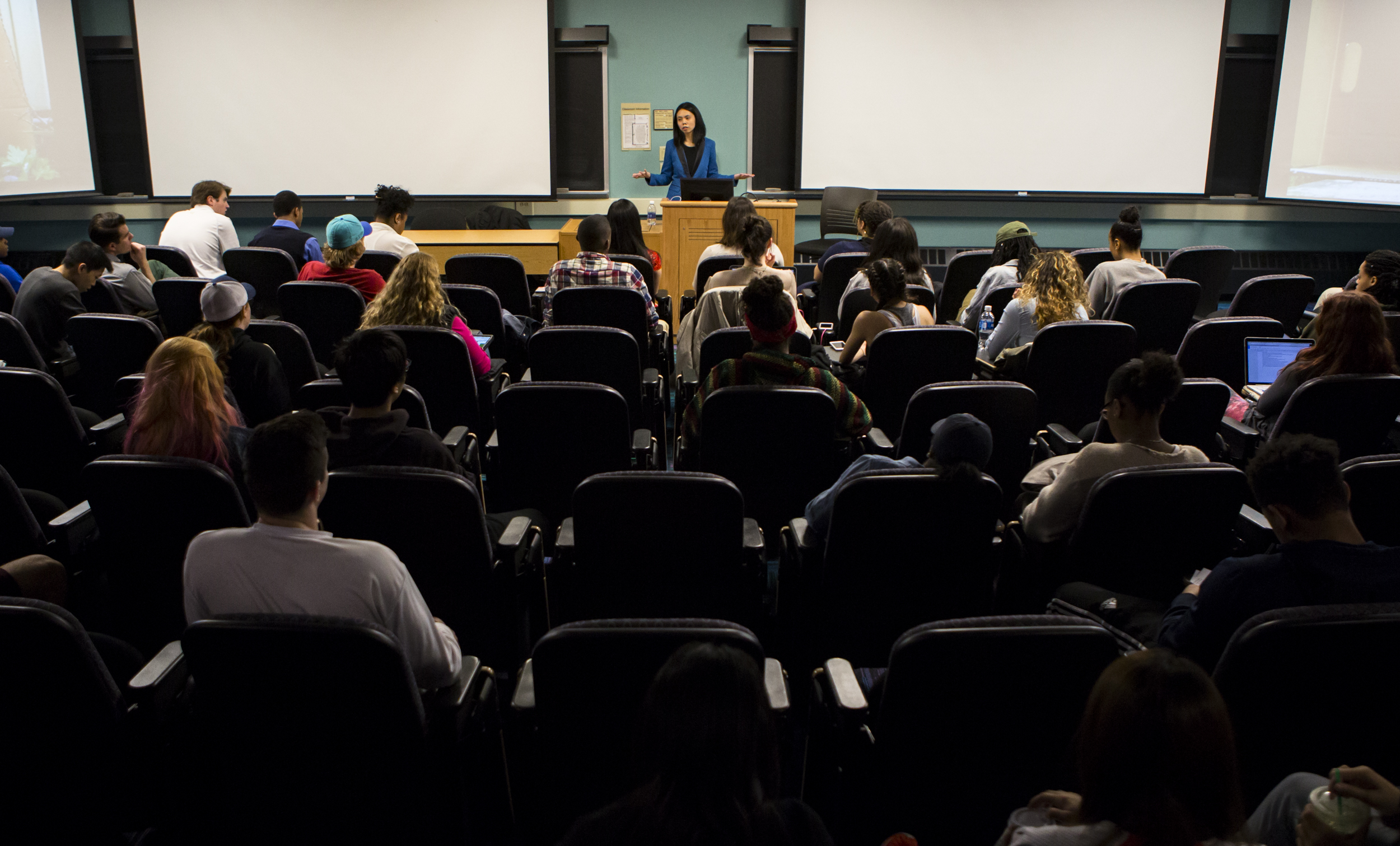 CNN Money multi-platform editor Leezel Tanglao speaks to students about creating success using digital media and platforms in the Willard Building on Thursday, March 31, 2016.