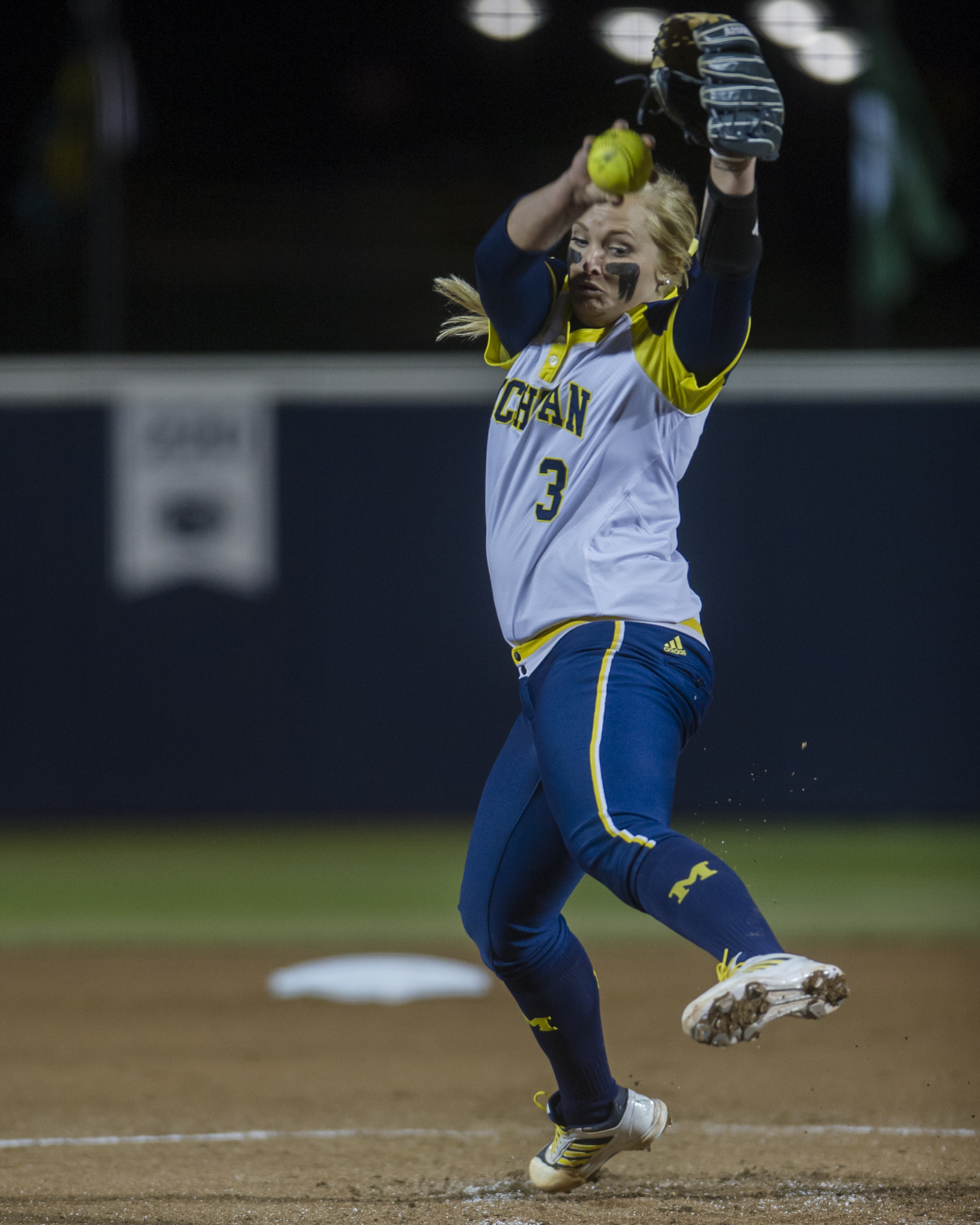 Michigan pitcher Megan Batsa winds up to send a pitch to home plate during the final game of the Big Ten Tournament against Minnesota at Beard Field on Saturday, May 14, 2016.