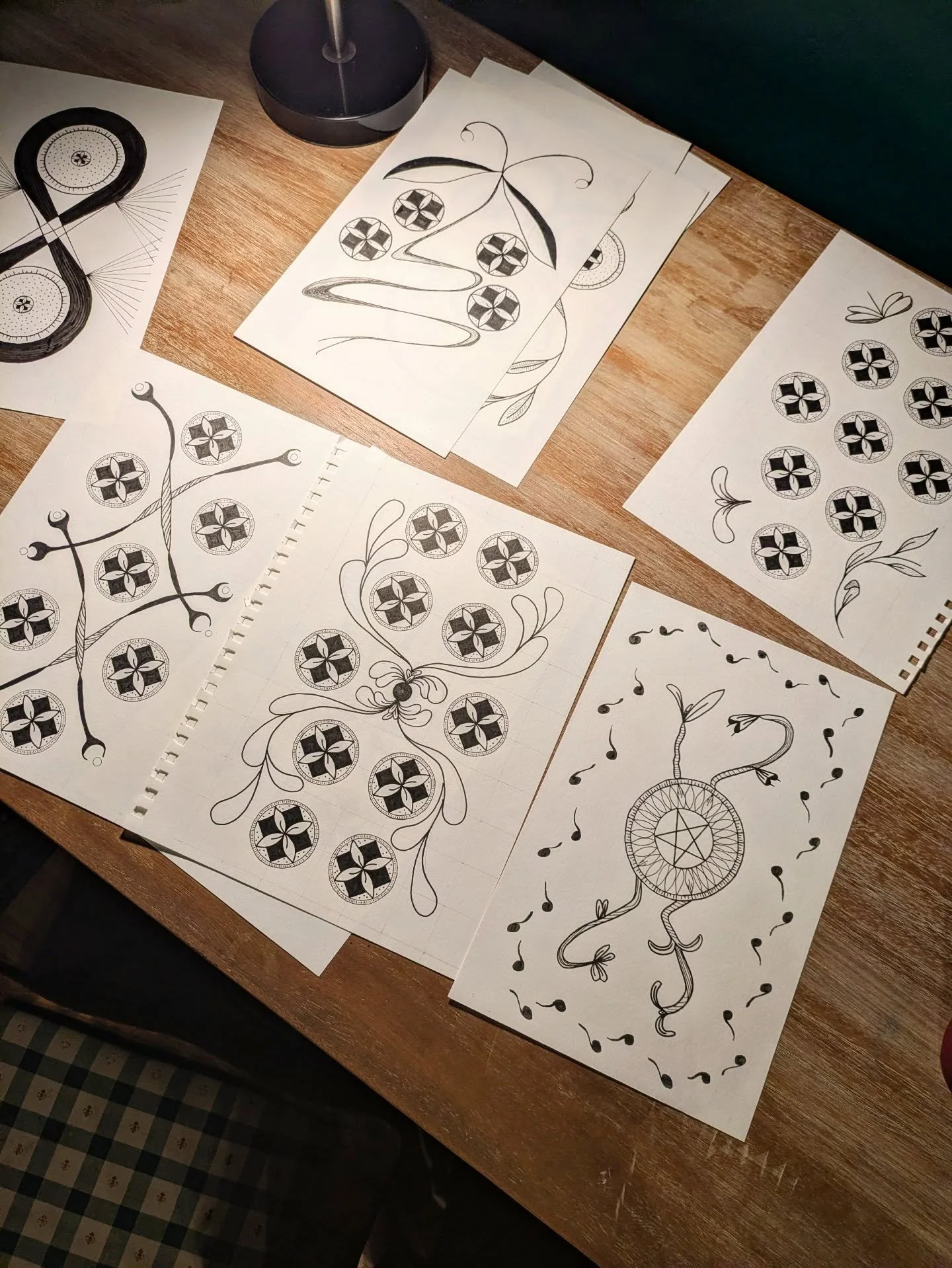 I'm thrilled to see all these coins on my desk at midnight. The Fever Dream Tarot. Goodnight, all. 🖤