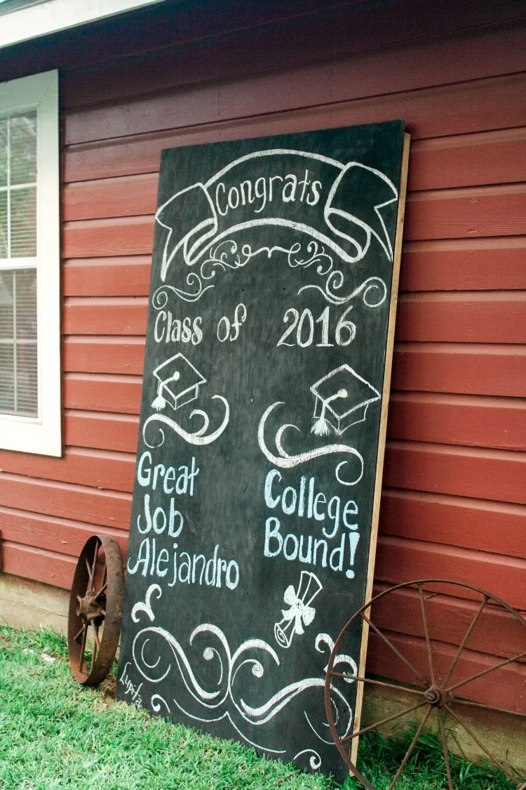 Love this sign! They did a fabulous job! 