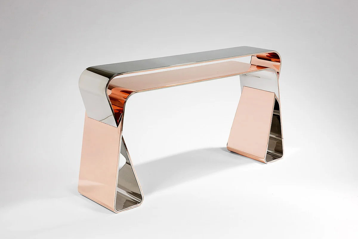 Console ‘Endless Ribbon’, 2012