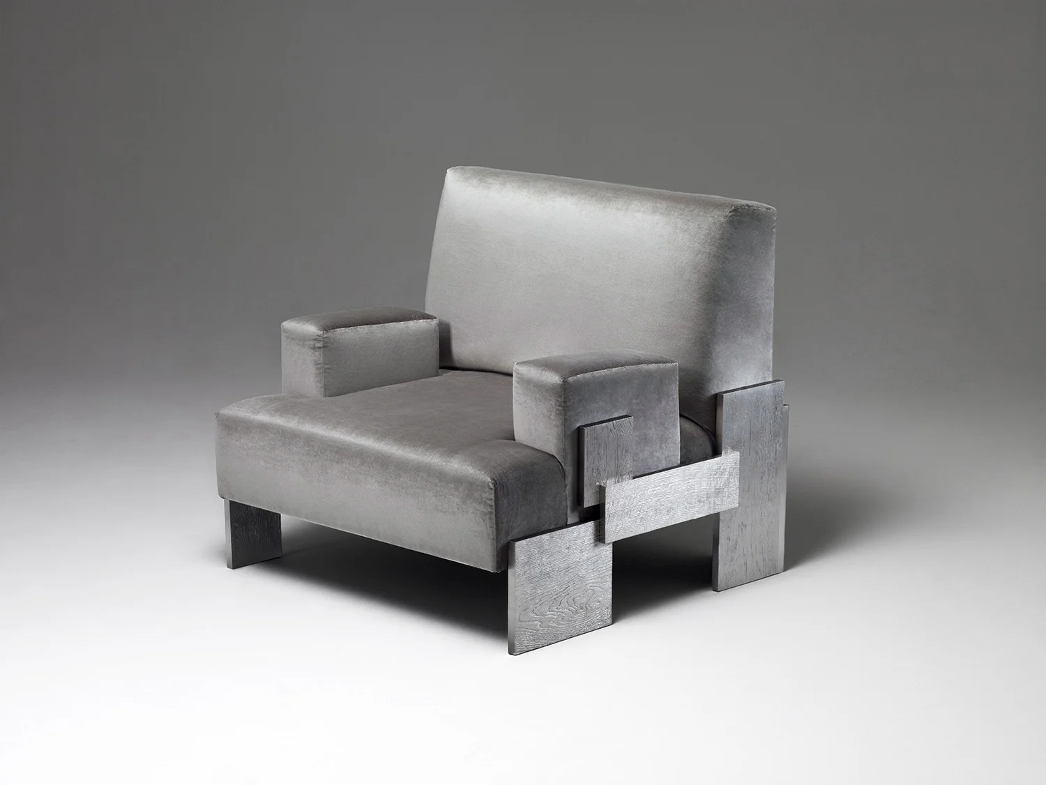 3. MB Armchair 'Strata'.JPG