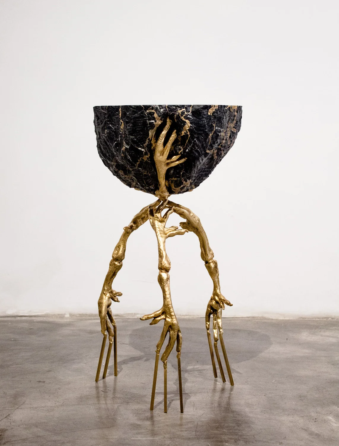 1. CB Side Table 'Edward Scissorhands' Black.jpg