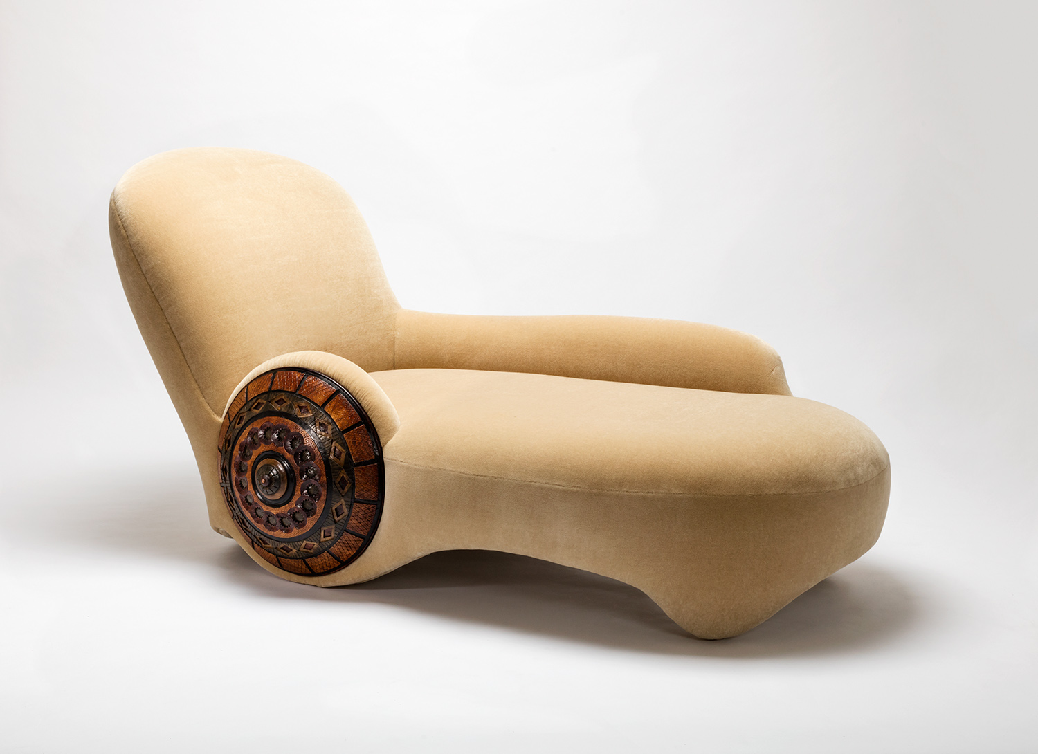 2. MB Daybed 'Shield' High Res-1.jpg