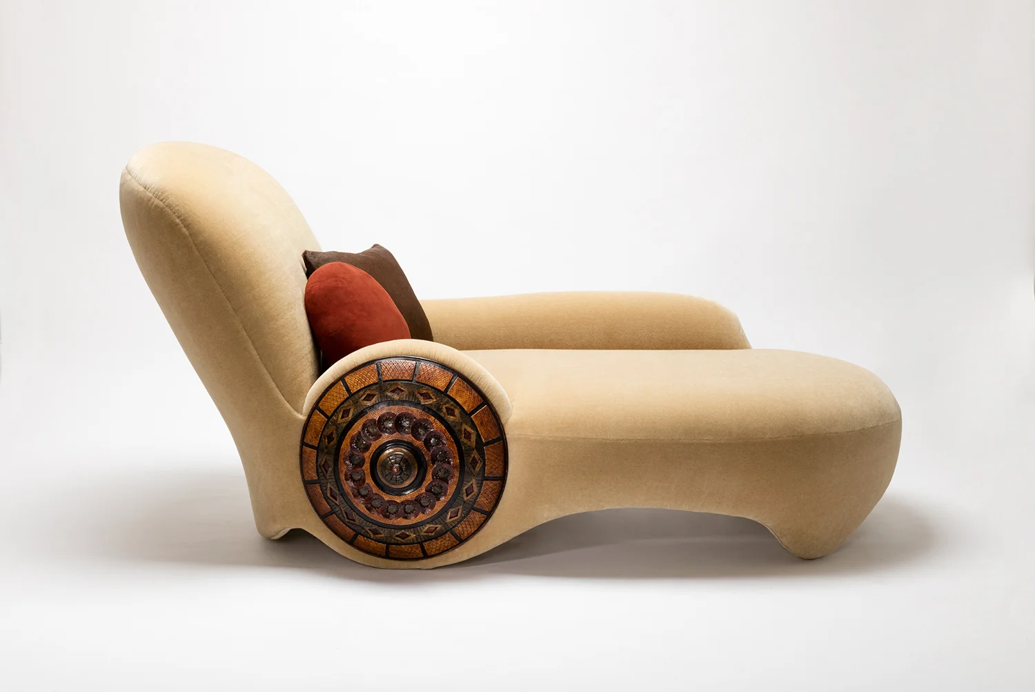 4. MB Daybed 'Shield' High Res.jpg