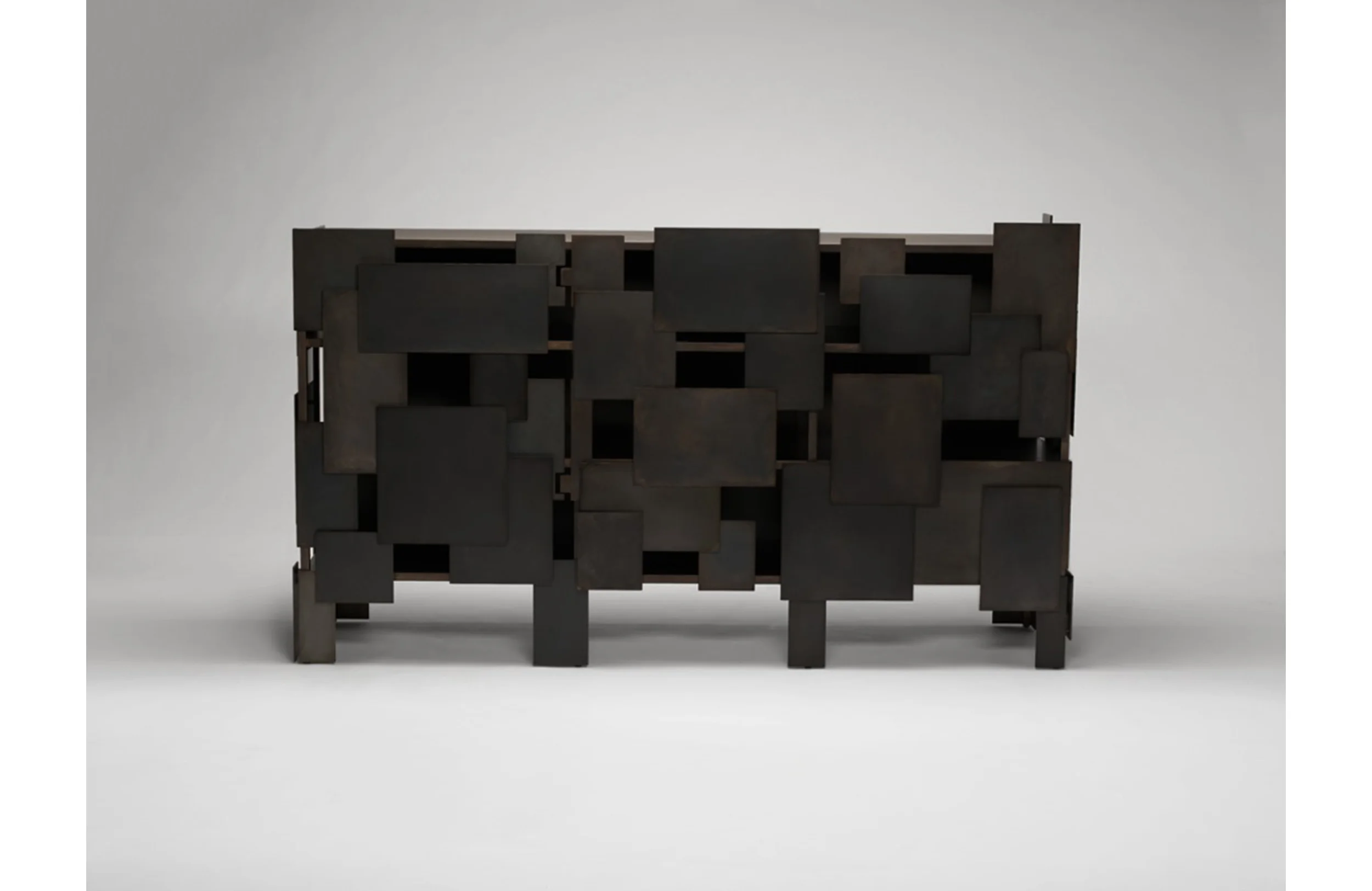 Mattia Bonetti Buffet 'Strata'