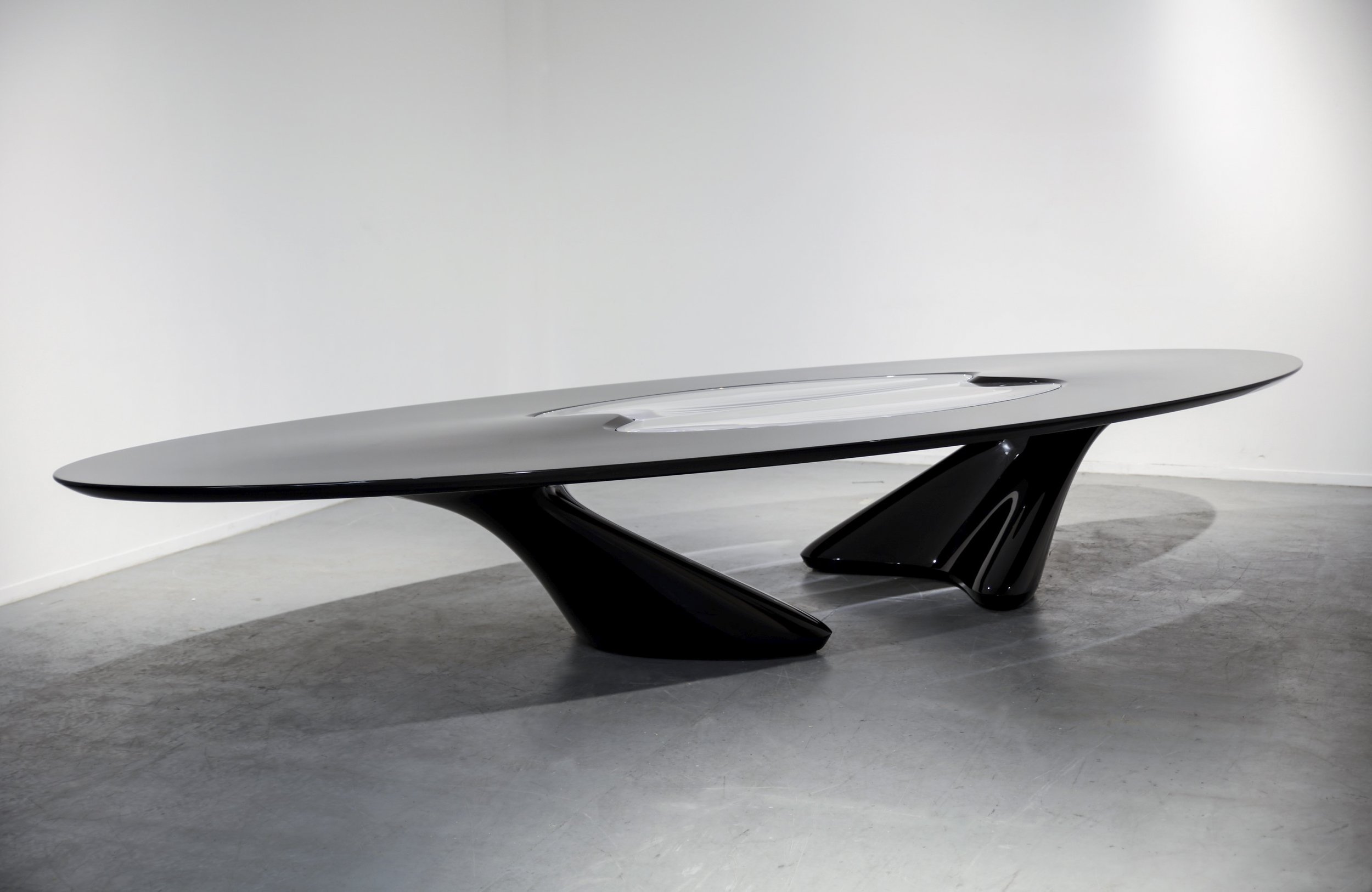 2. ZH Dining Table 'UltraStellar' (Fiberglass).JPG