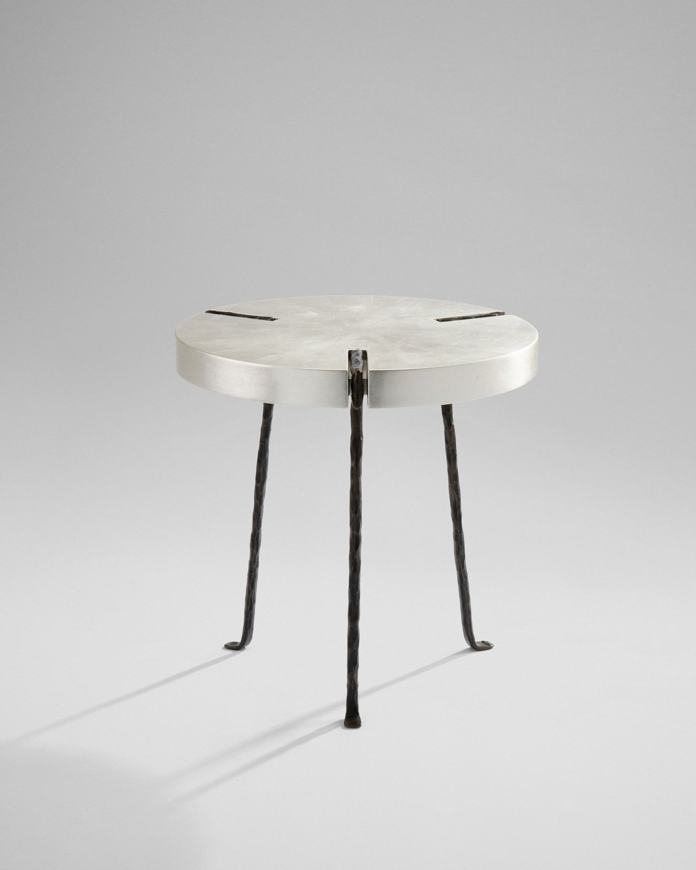 1.+GB+Side+Table+%27Tripod%27+silver.jpg