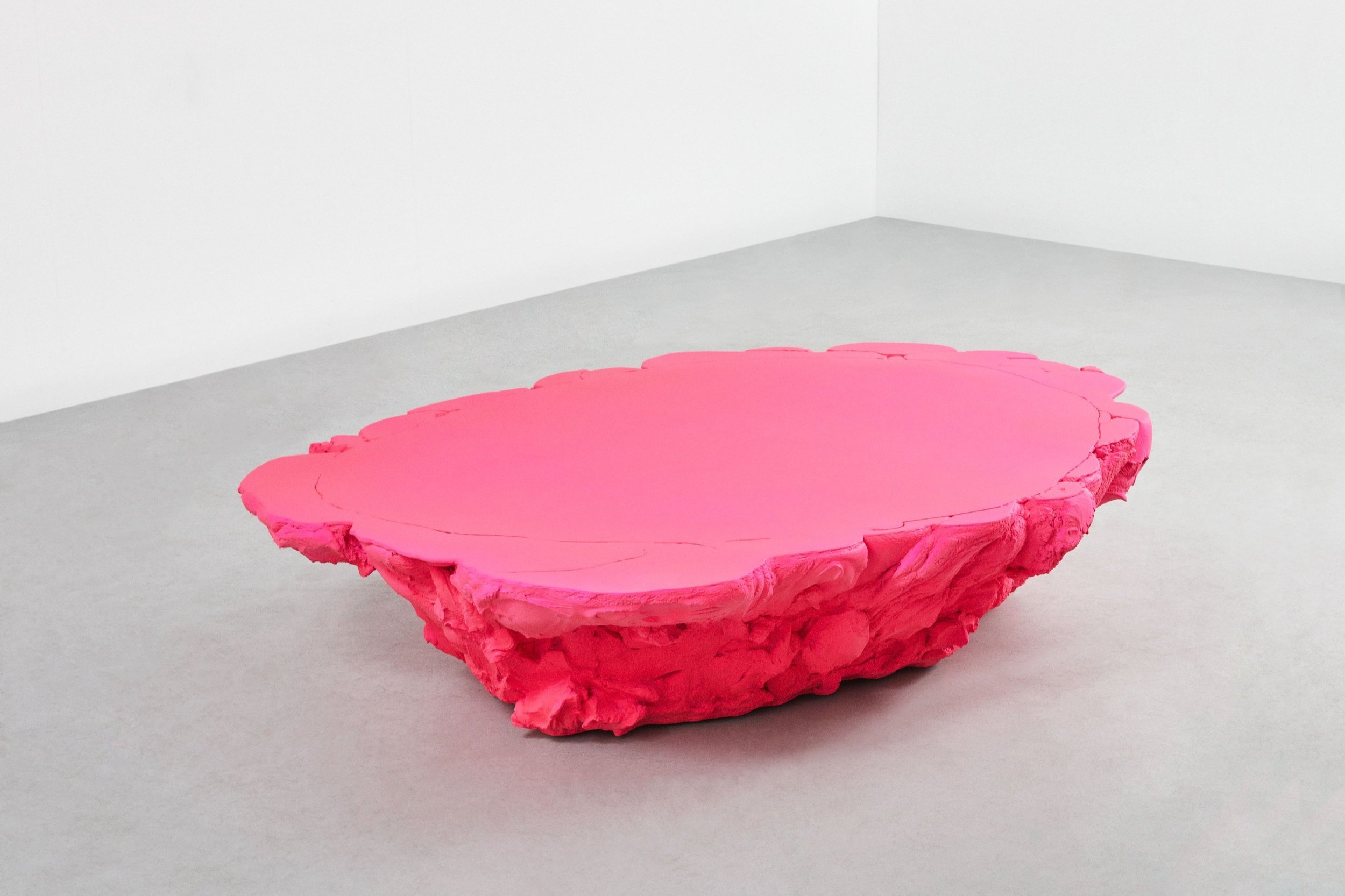 3.+FS+Coffee+Table+%27Rubber+Pink%27.jpg