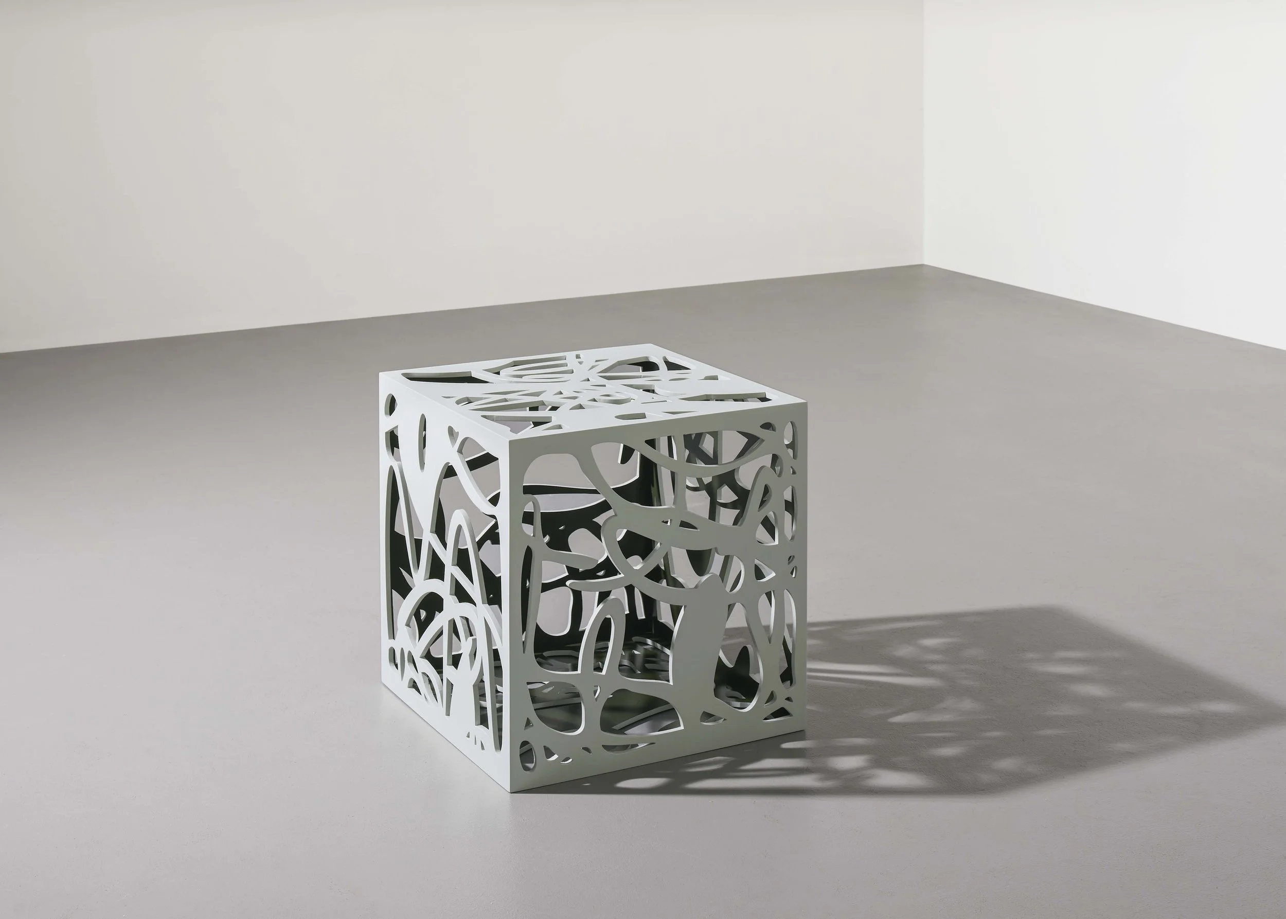 3.BB23-09 Stool.jpg