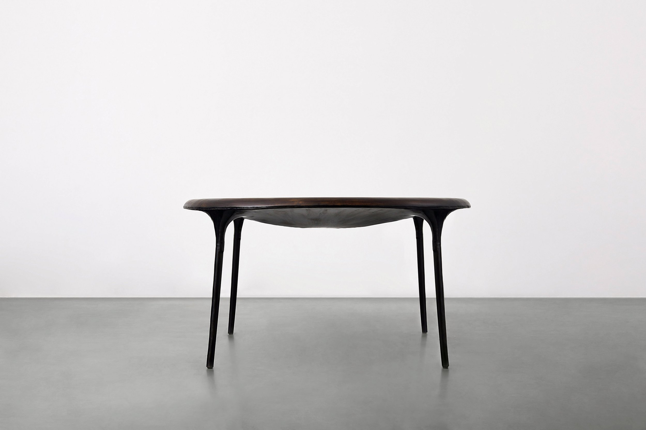 Valentin Loellmann, Dining Table