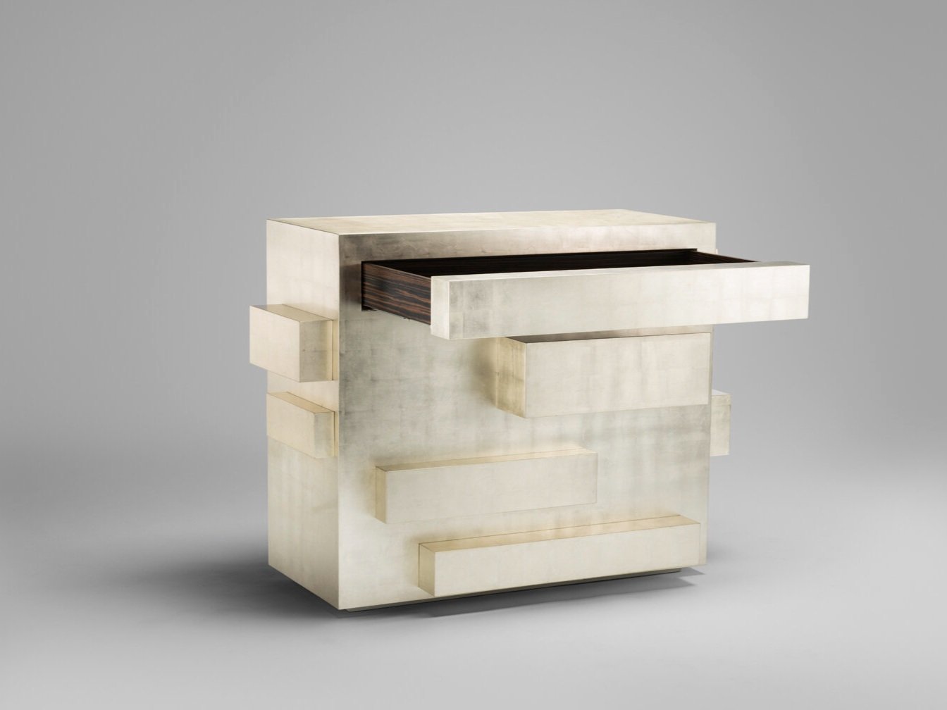 11.+MB+Chest+of+Drawers+%27Monolith%27+White+Gold.jpg