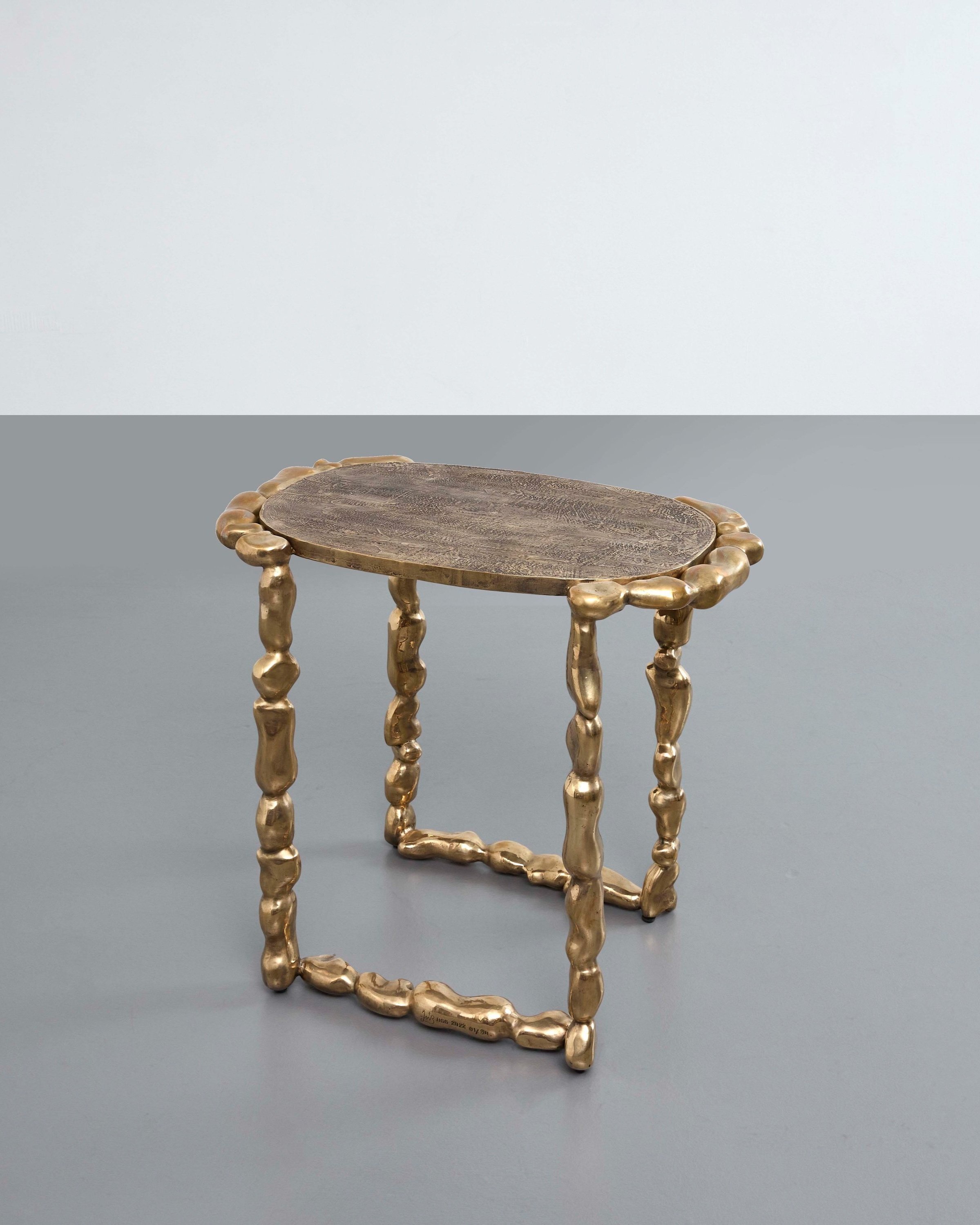 1.MB+Side+Table+%27Pebbles+I%27.jpg