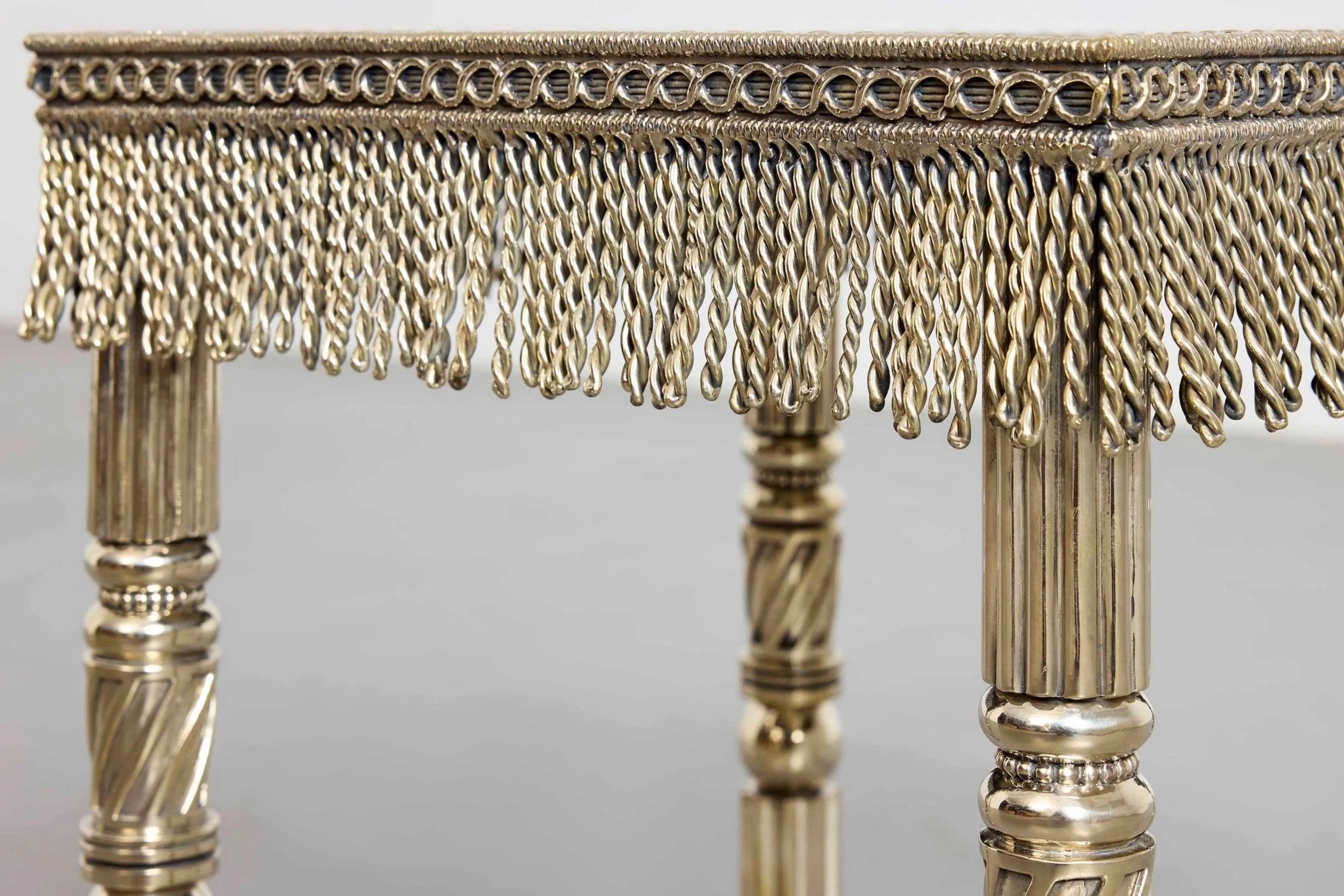 4.%2BMB%2BSide%2BTable%2B%2527Fringe%2527.jpg