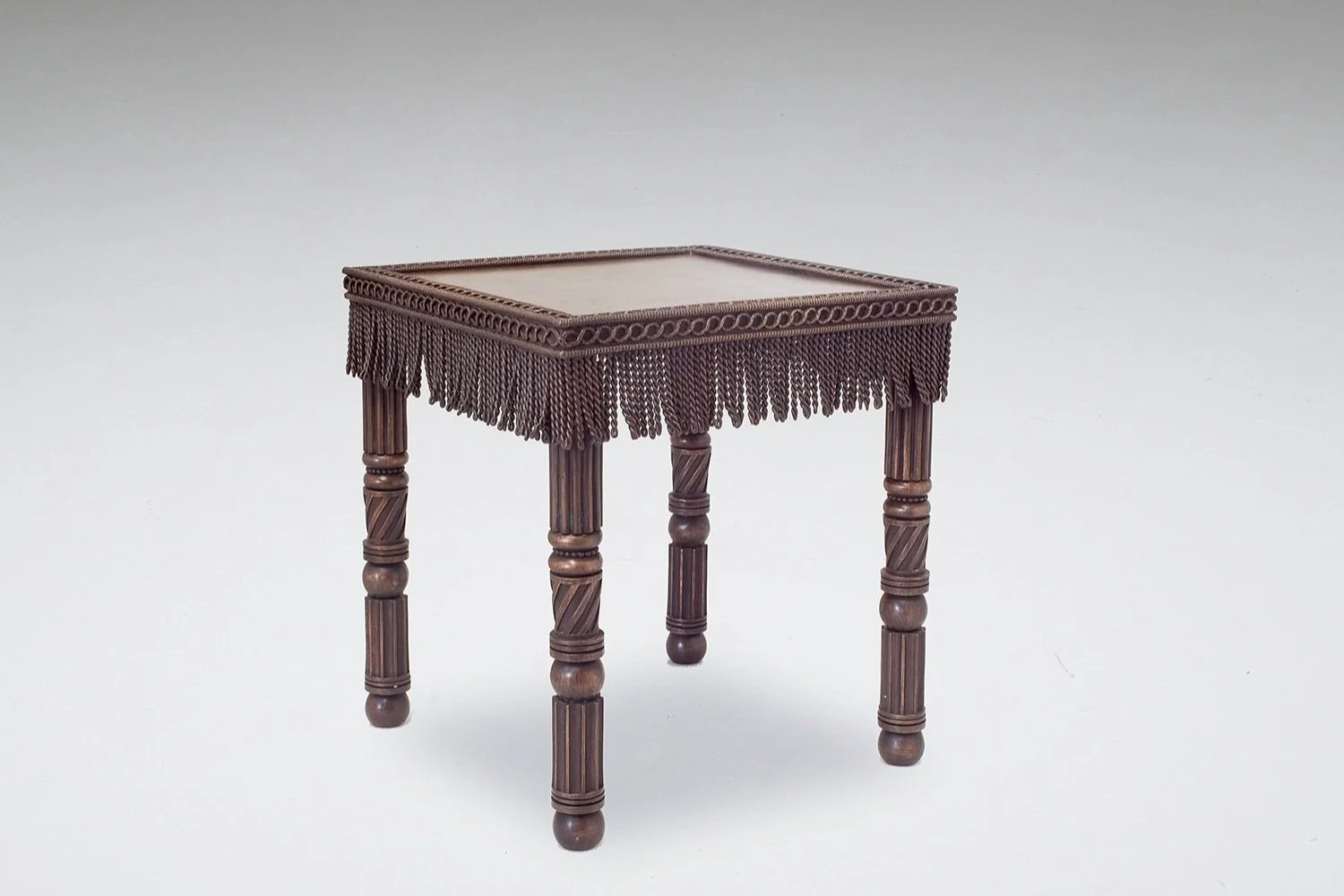 1.%2BMB%2BSide%2BTable%2B%2527Fringe%2527%2BBronze.jpg