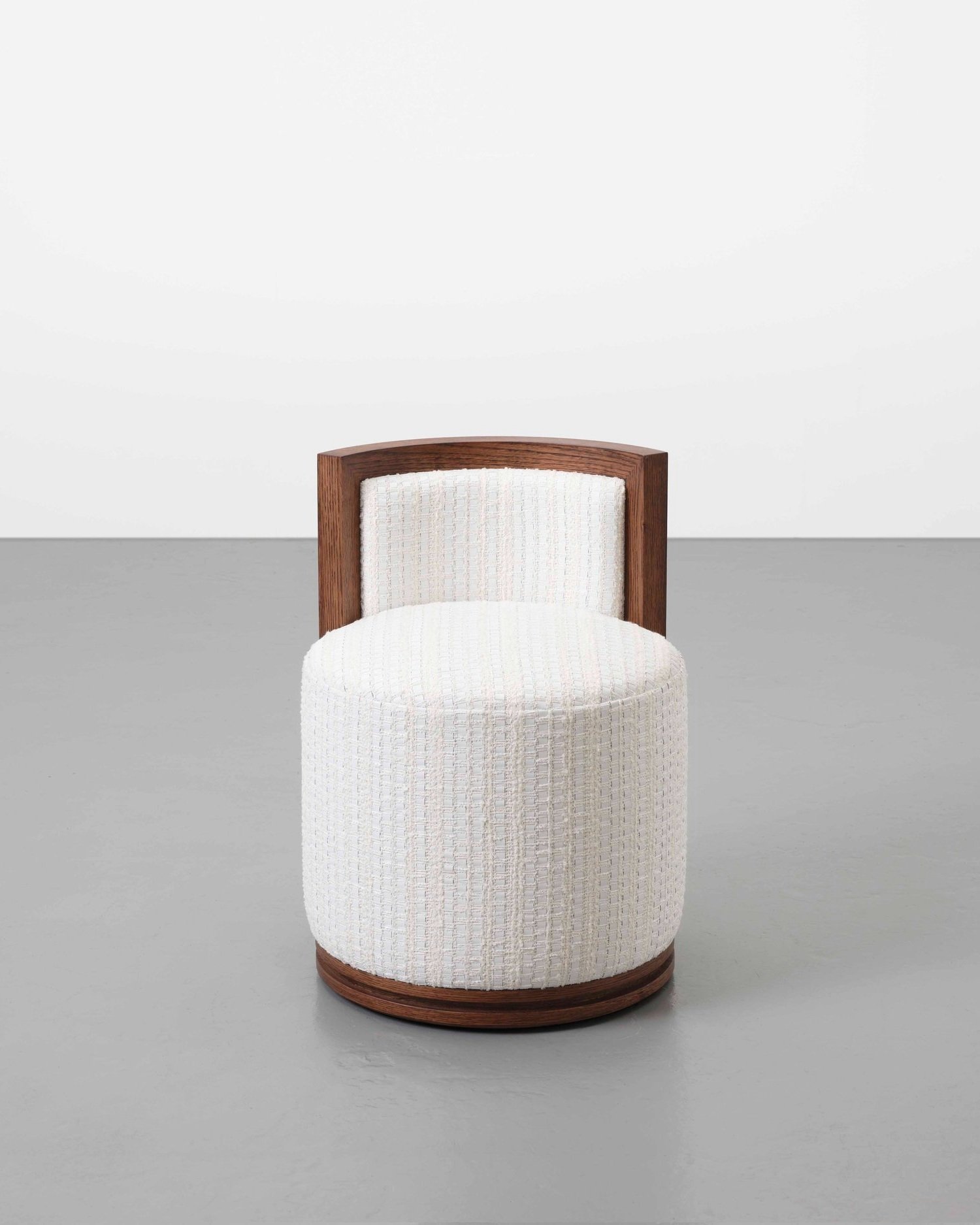 2.FJS+Stool+%27Pontresina%27.jpg