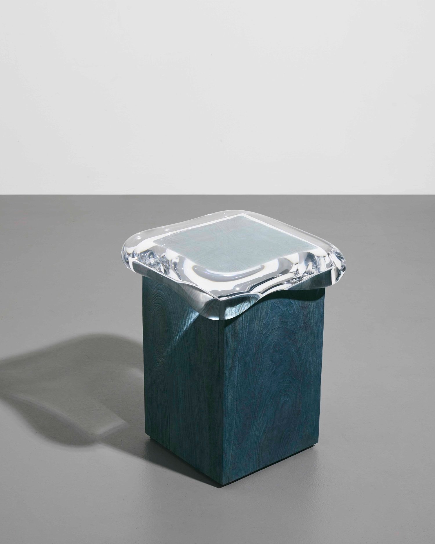 5.+MB+Side+Table+%27Bonbon%27.jpg