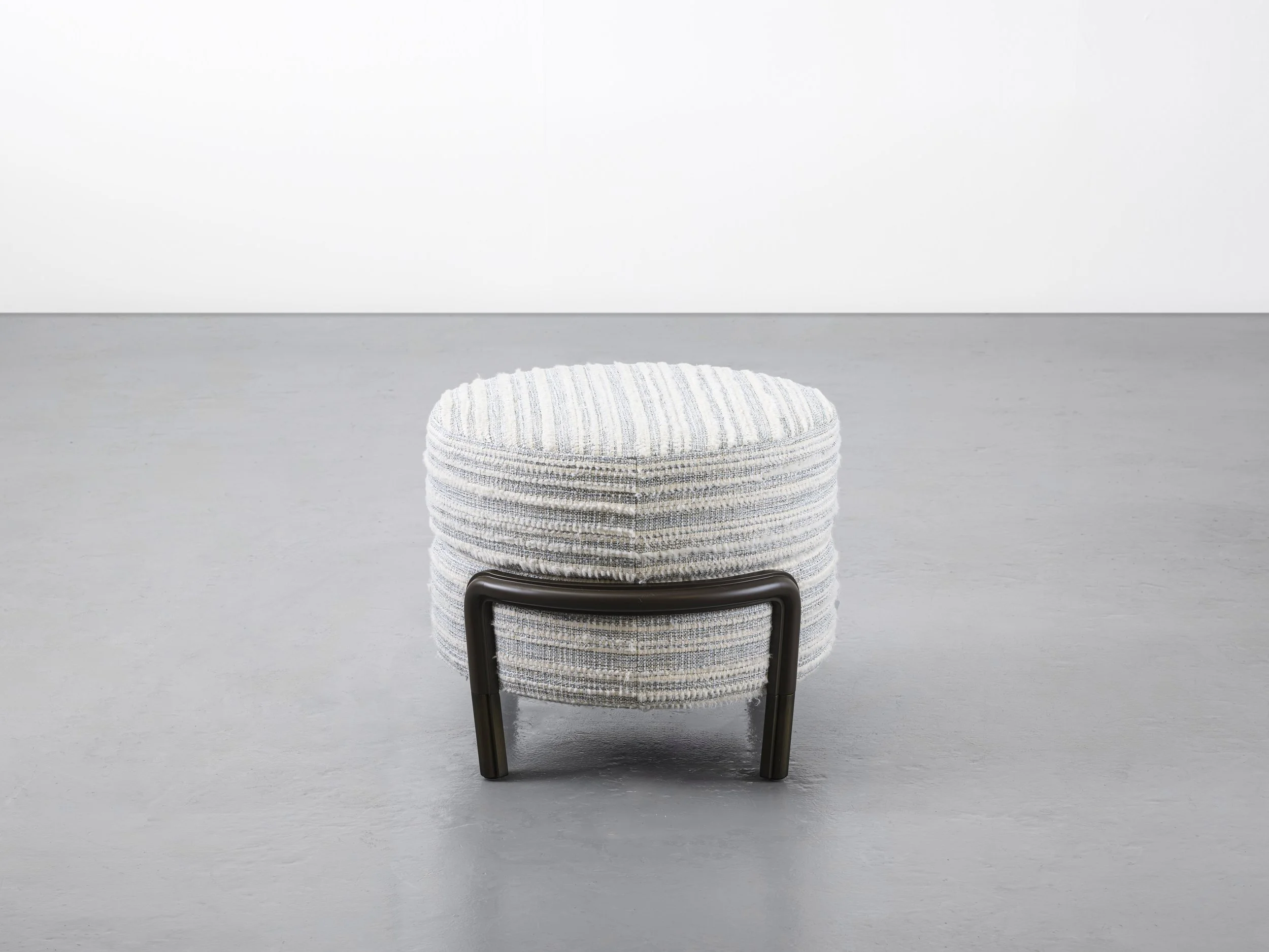 2.FJS Stool 'Sanam'.jpg