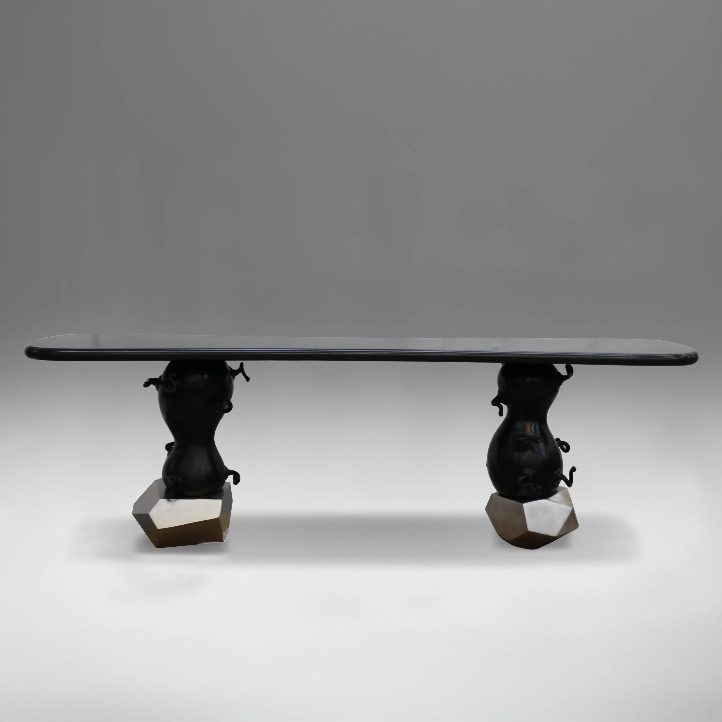CONSOLES